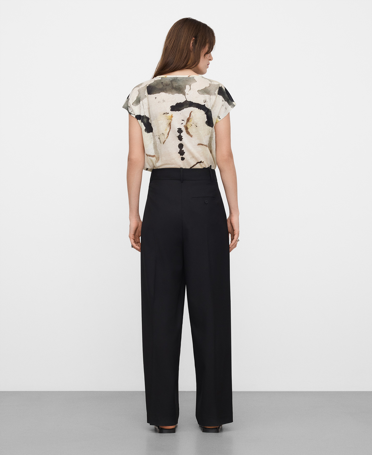 Camiseta estampada lino europeo image number 2