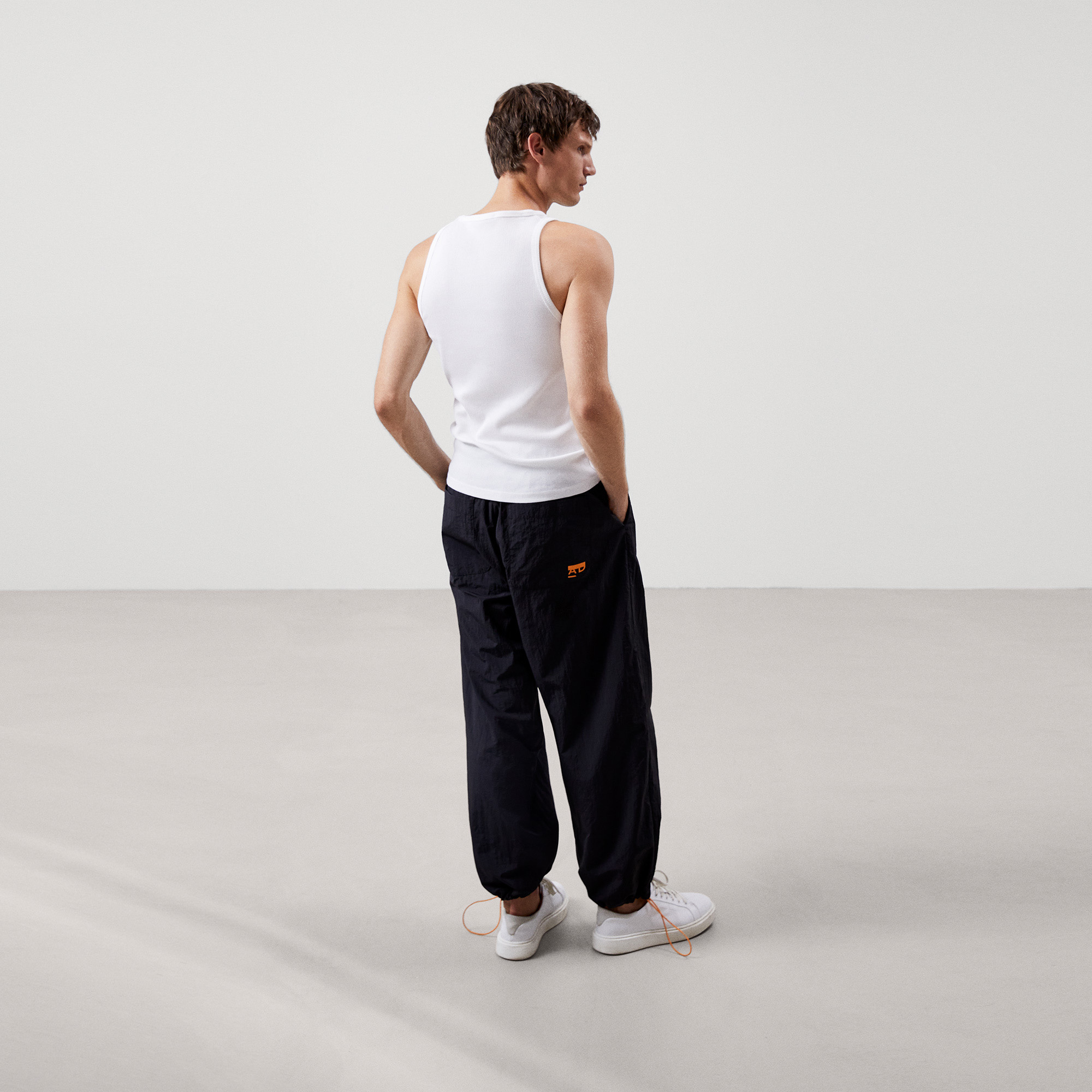 Cotton tank top image number 2