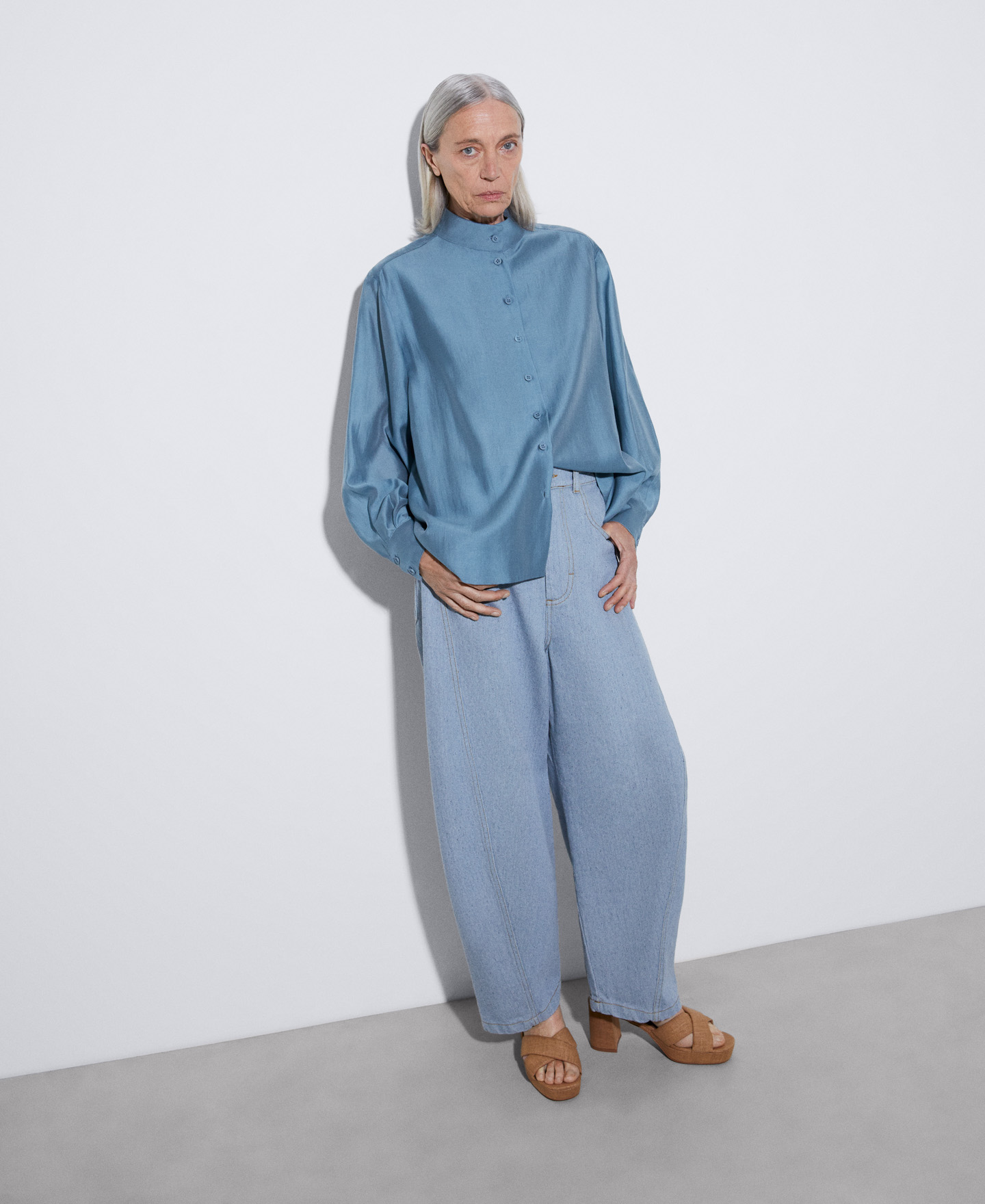 Lyocell mandarin collar blouse image number 1