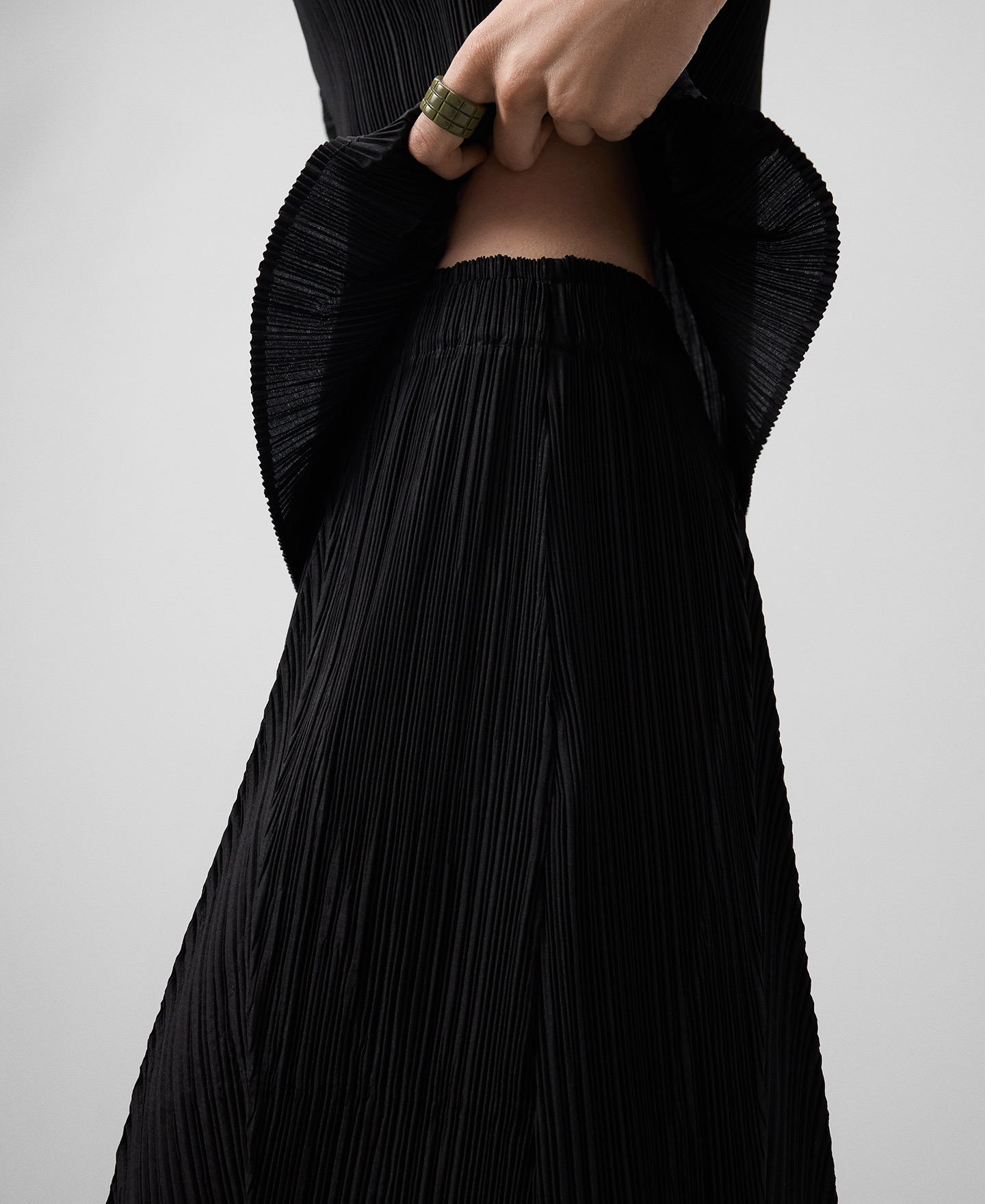 Crinkle palazzo trousers woman image number 3