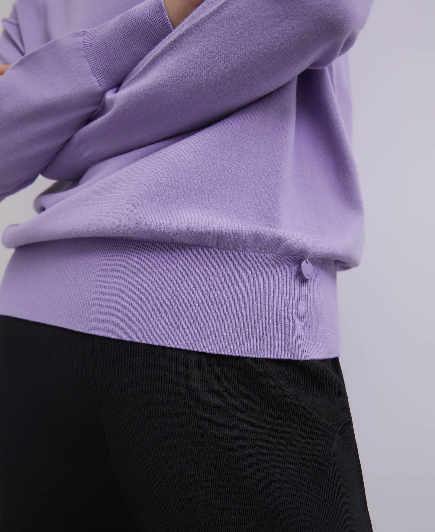 Oval neckline sweater image number 2