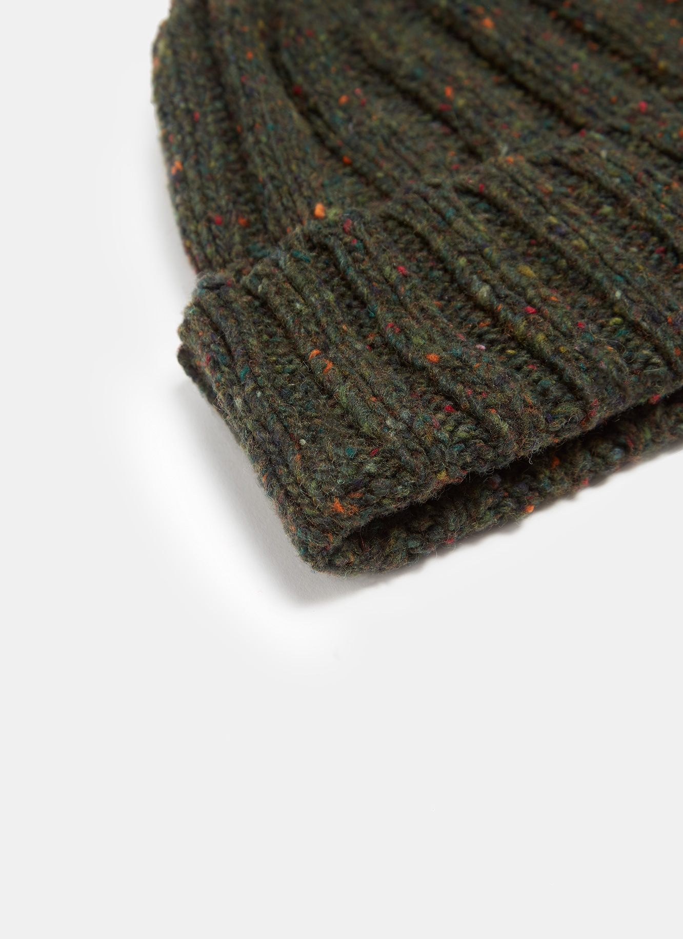 Gorro beanie de punto jaspeado image number 1