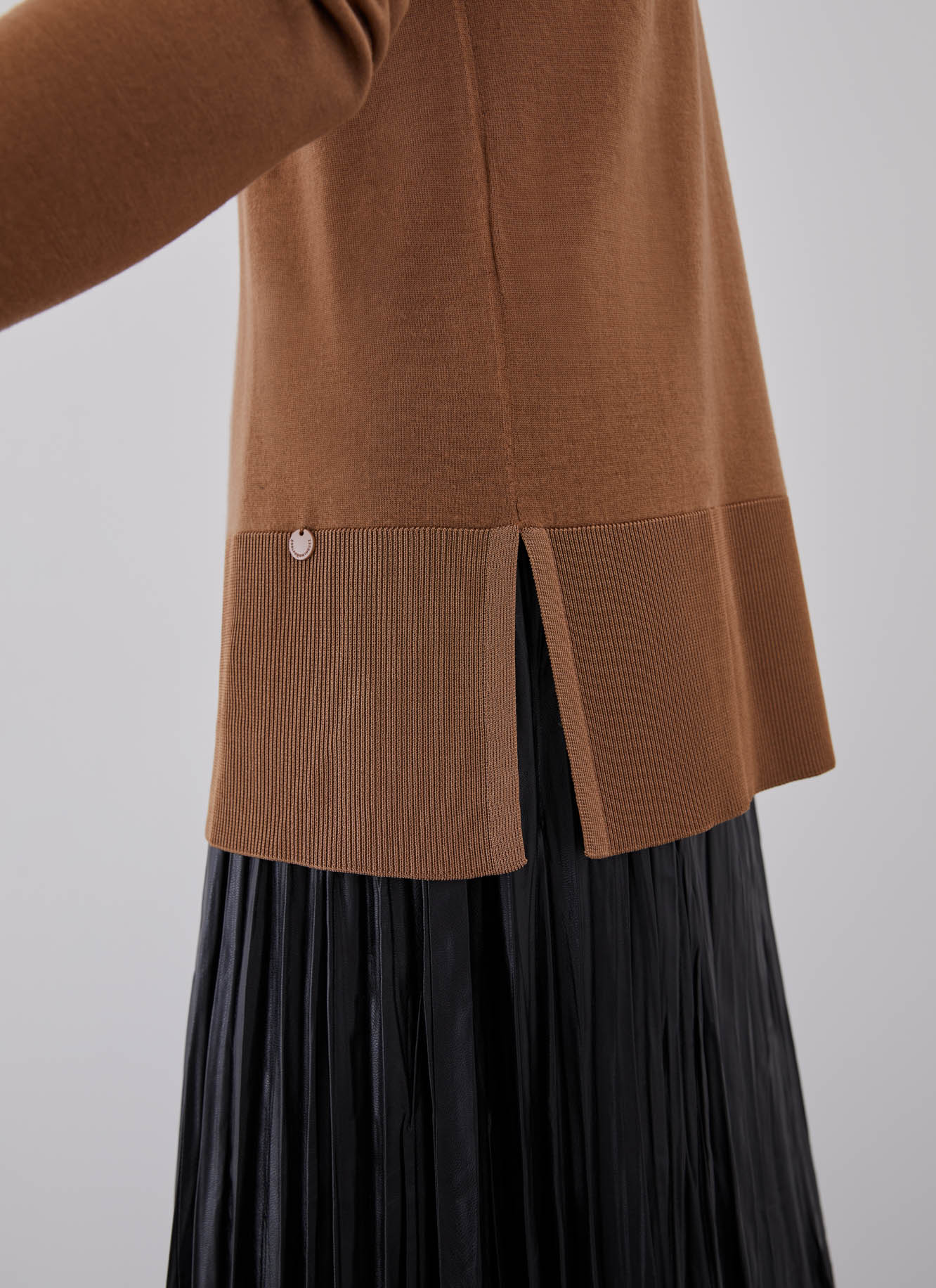 Jersey fluido de merino image number 2