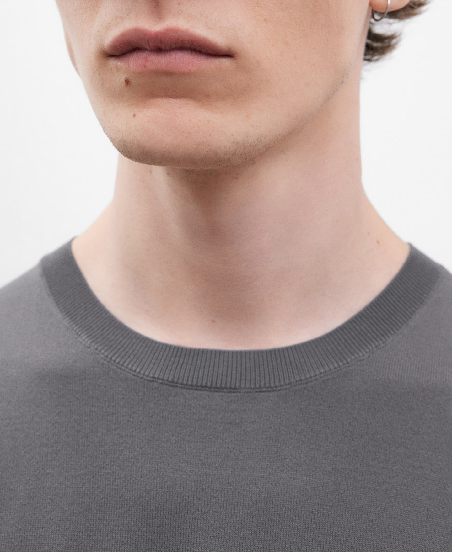 Ribbed crew neck sweater image number 3