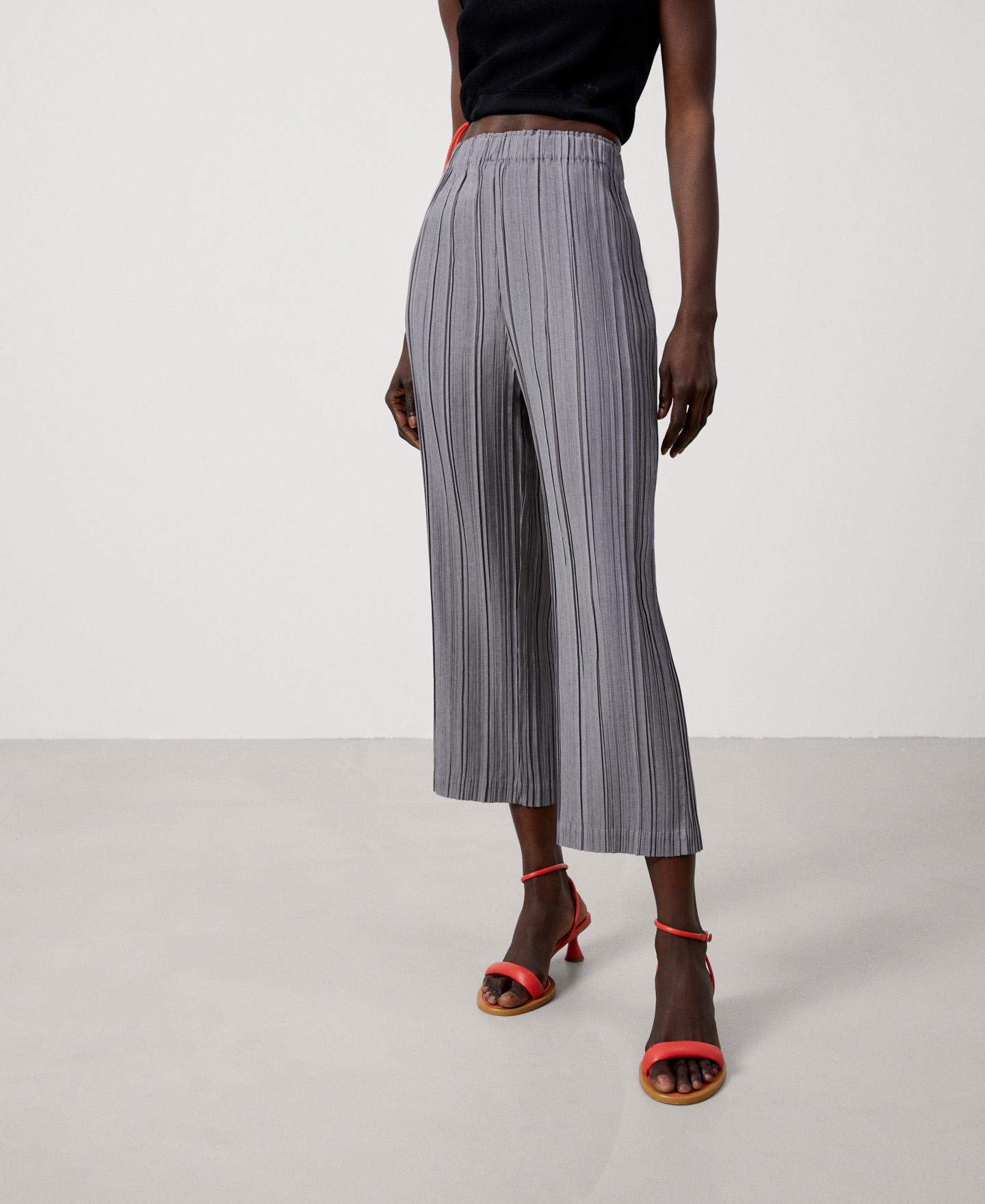 crinkle trousers zara