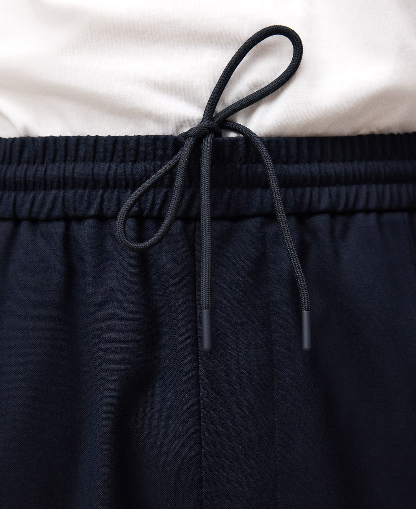 Pantalón jogger pinzas hombre image number 3