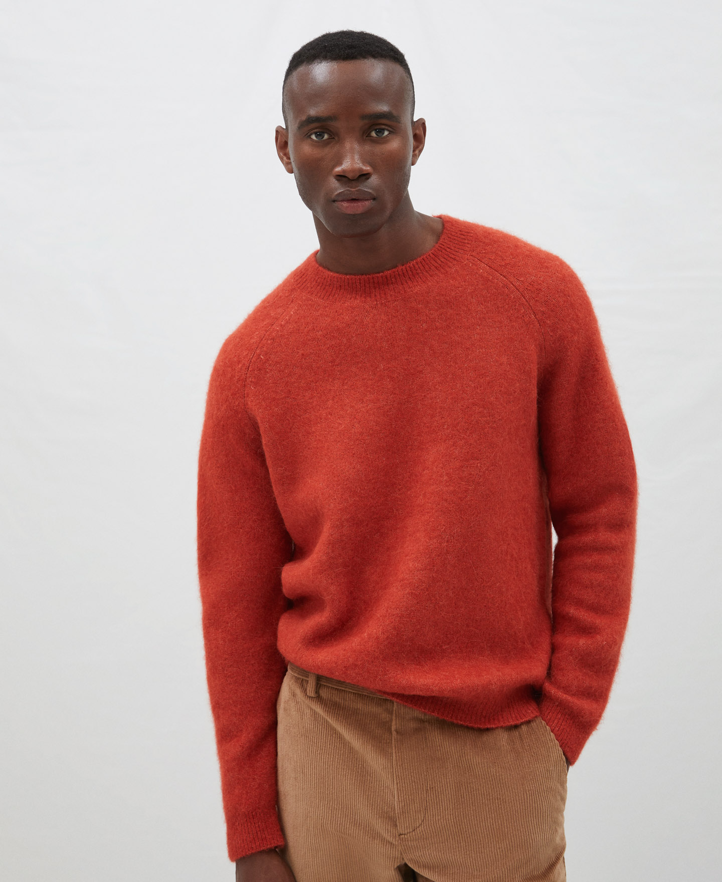 Crew neck sweater with raglan sleeves image number 0