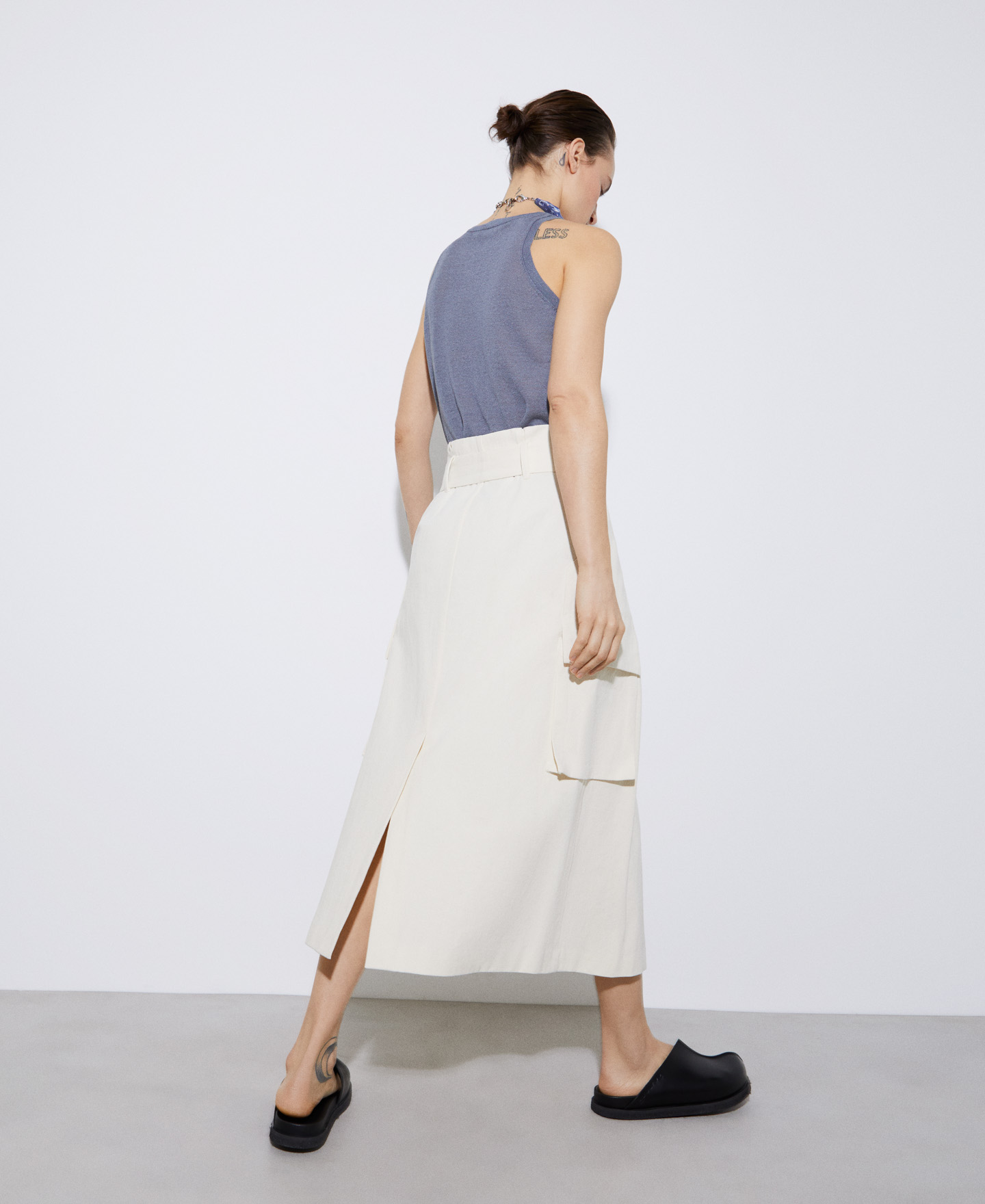 Straight skirt in cotton twill image number 2