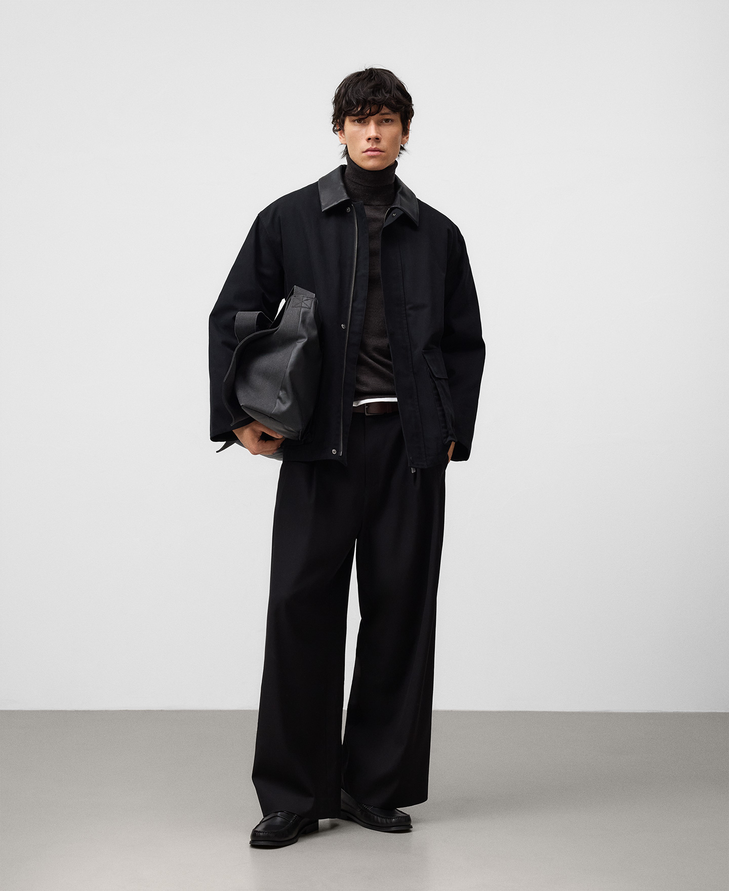 Merino wool turtleneck sweater man image number 1
