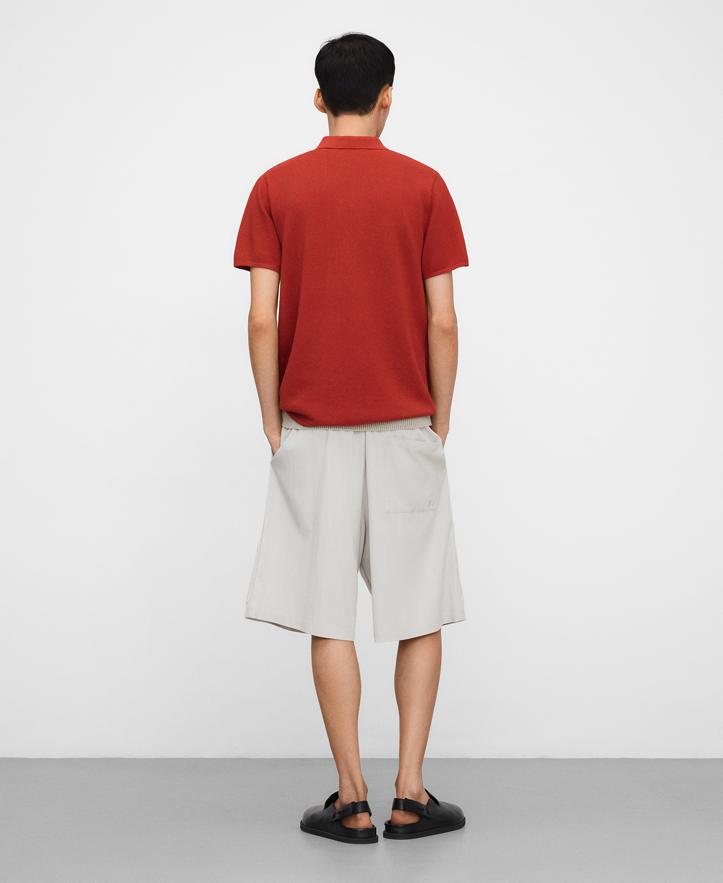 Technical bermuda shorts image number 2
