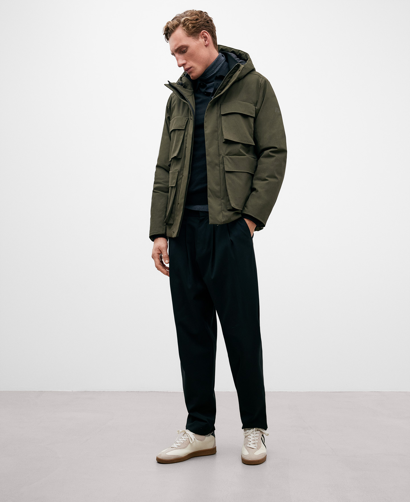 Green nylon parka for men image number 1