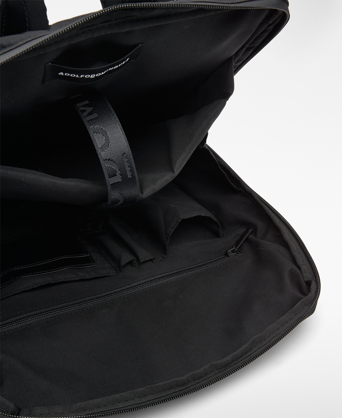 Mochila compacta nailon image number 2