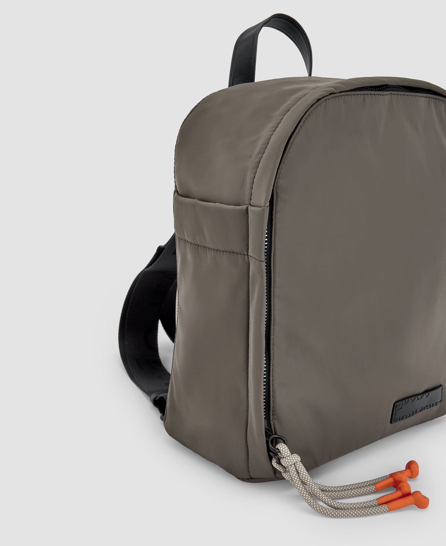 Recycled nylon medium backpack image number 3