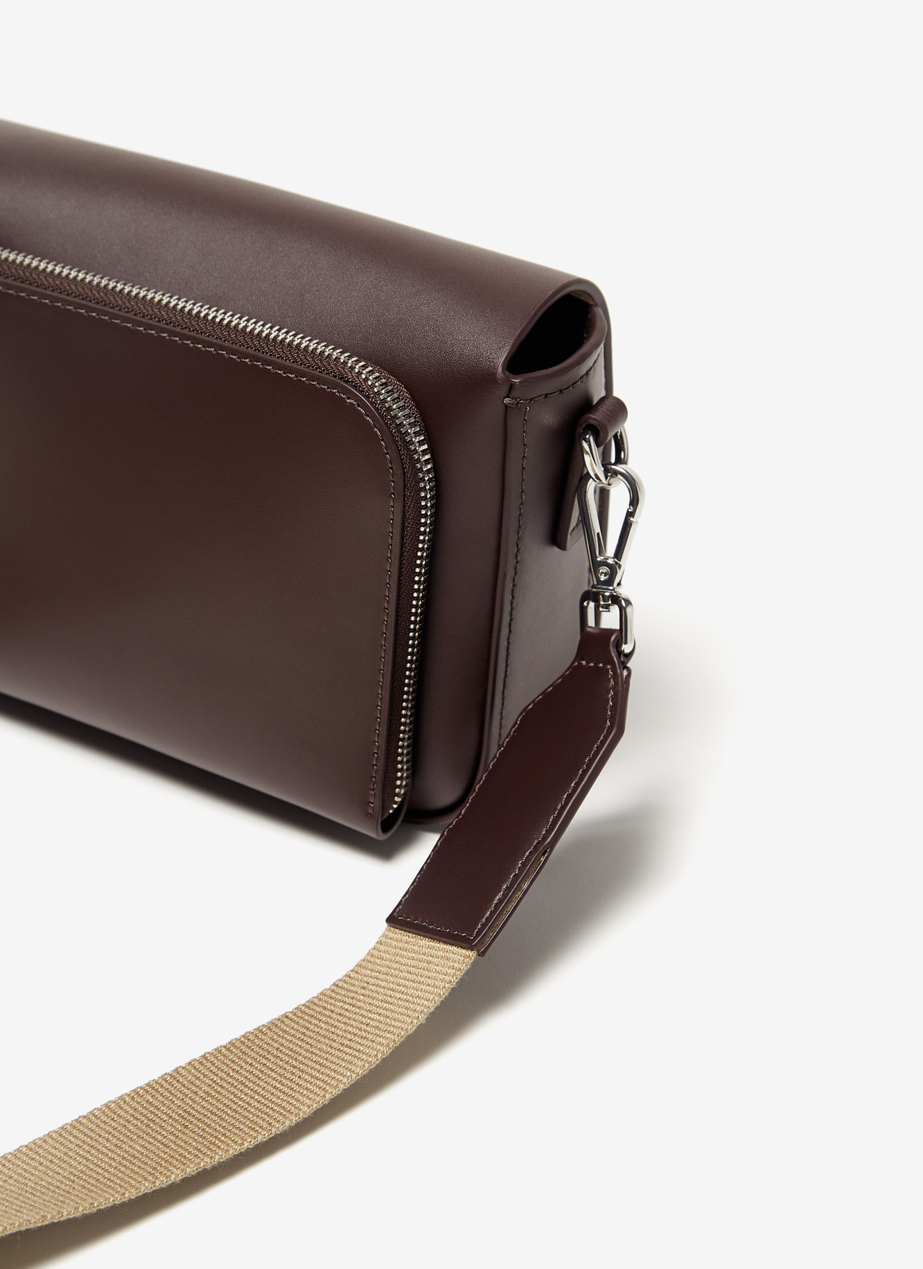 Vachetta leather flap bag image number 2