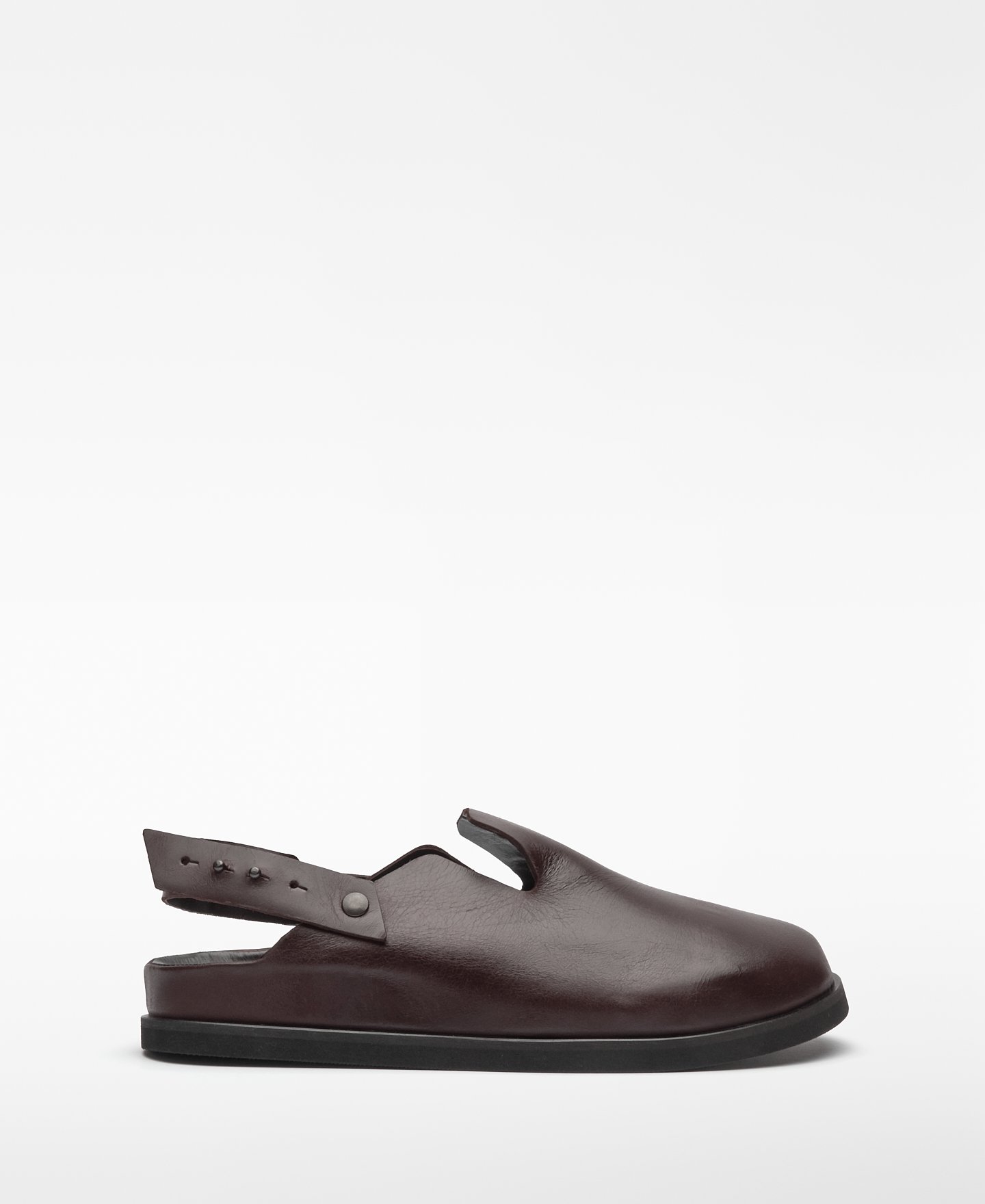 Brown leather clog man image number 0