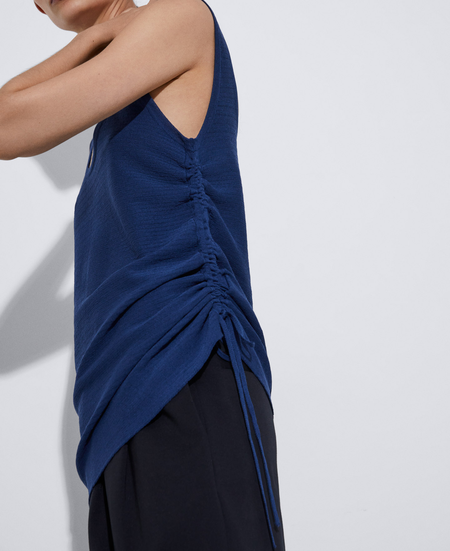 Viscose knitted striped top image number 3