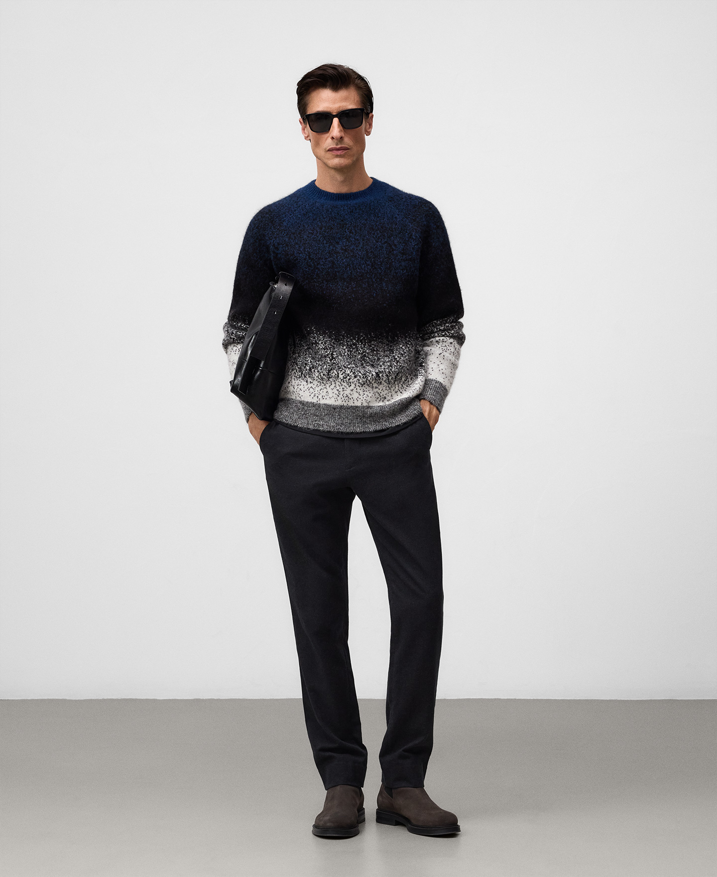 Pull dégradé en maille pour homme image number 1