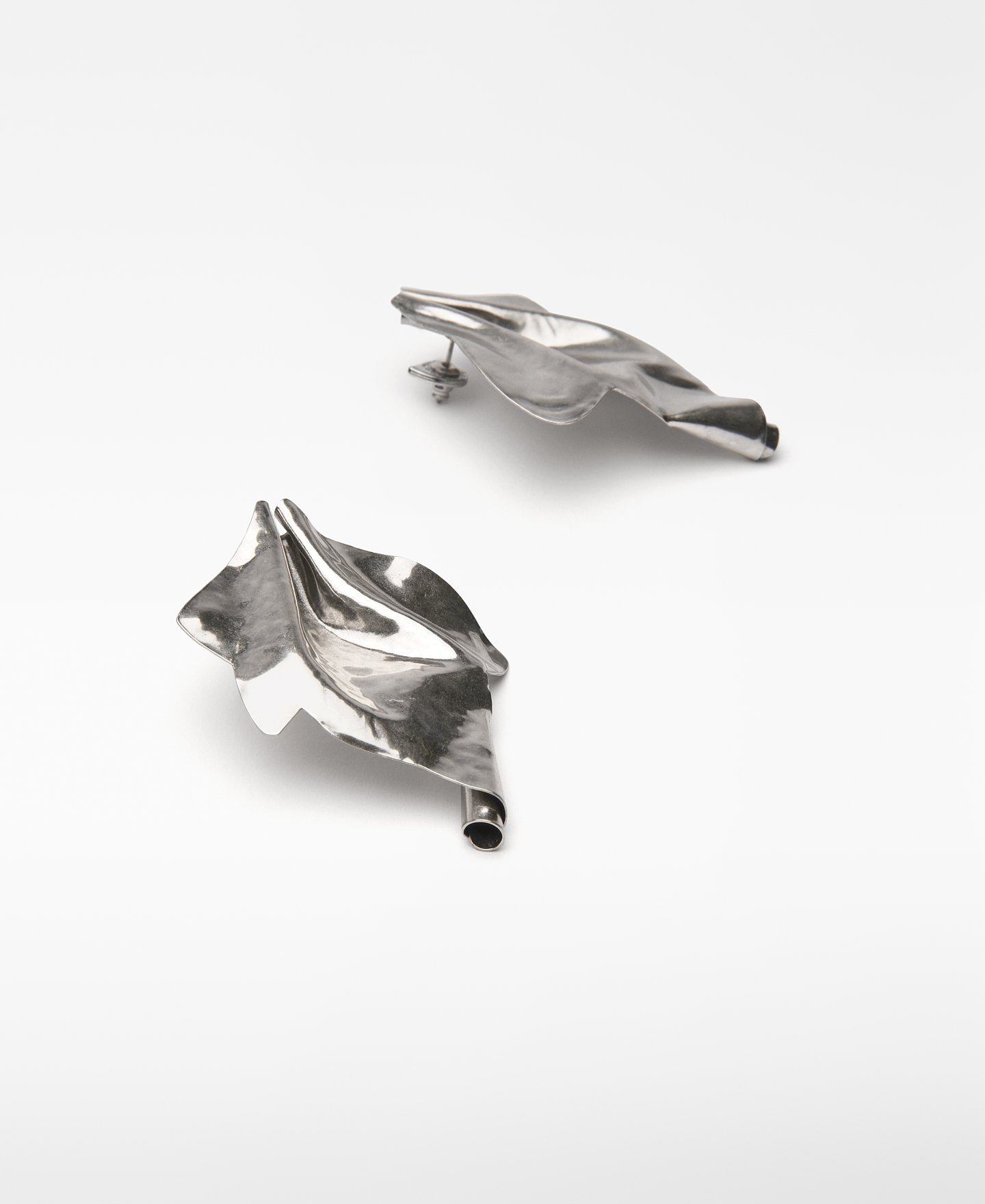 Pendientes grandes relieve mujer image number 2