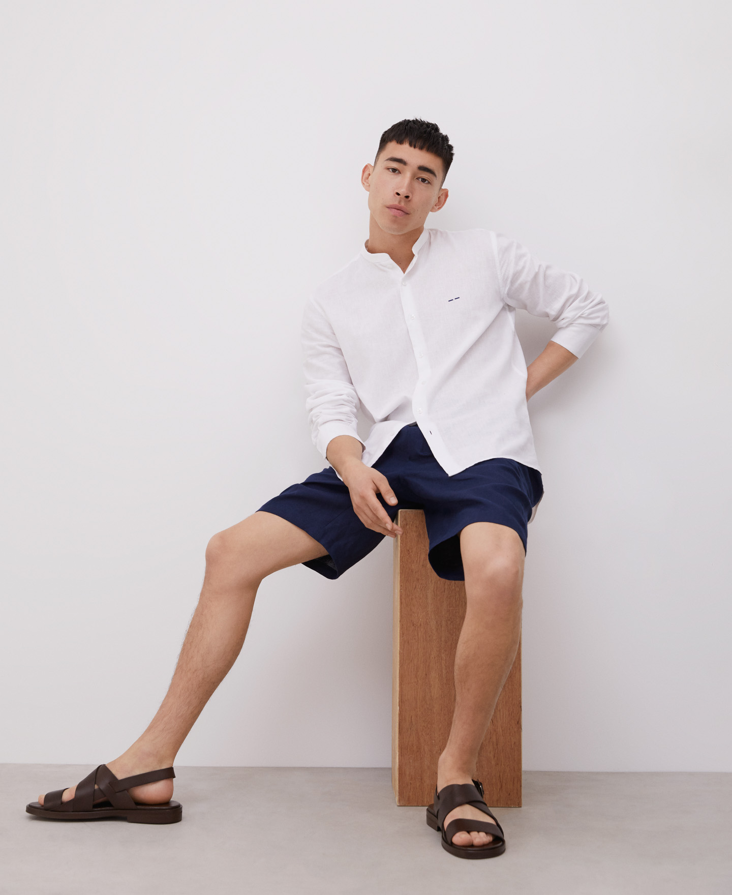 Mao collar linen and cotton shirt image number 0