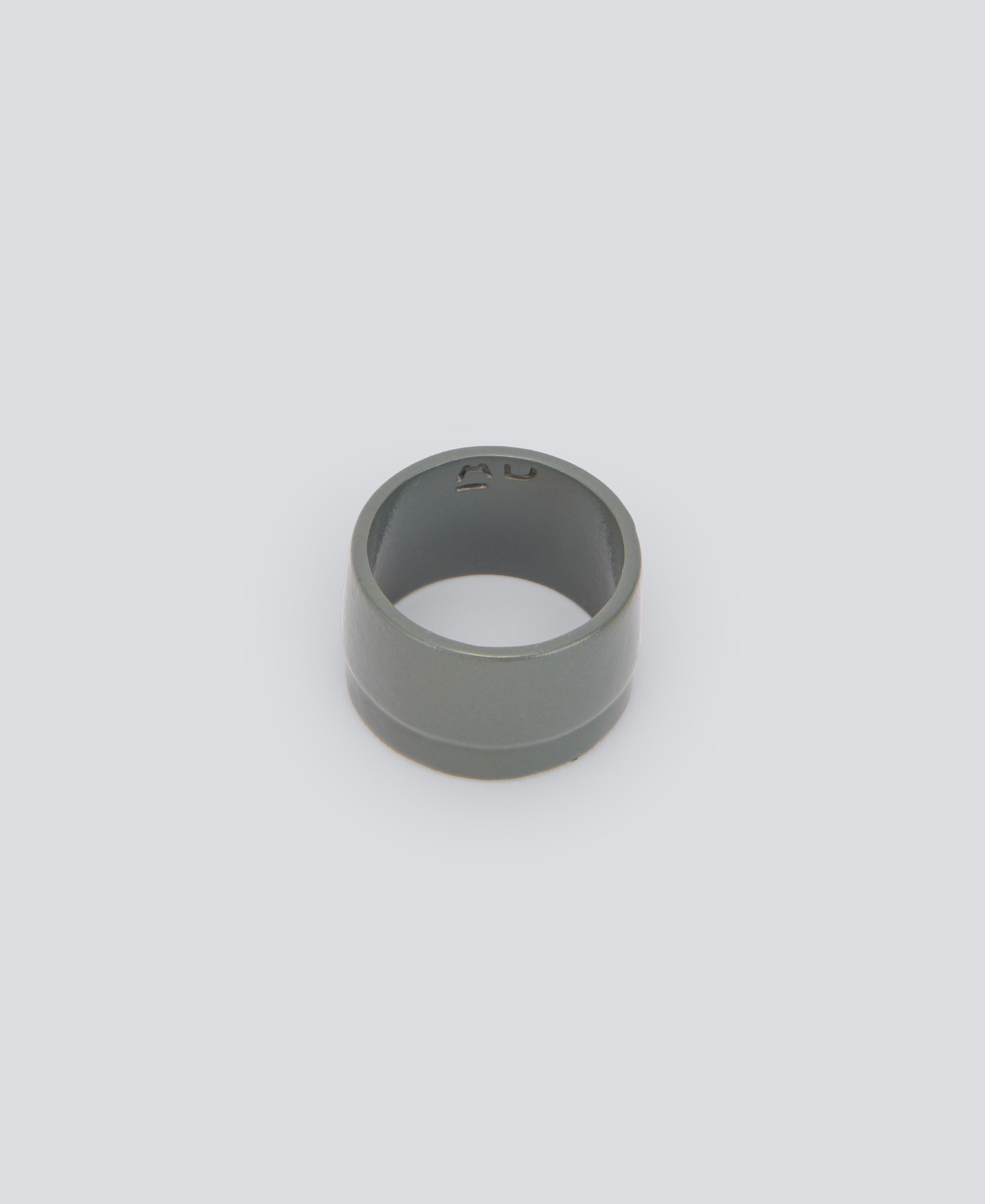 Lacquered relief ring woman image number 0