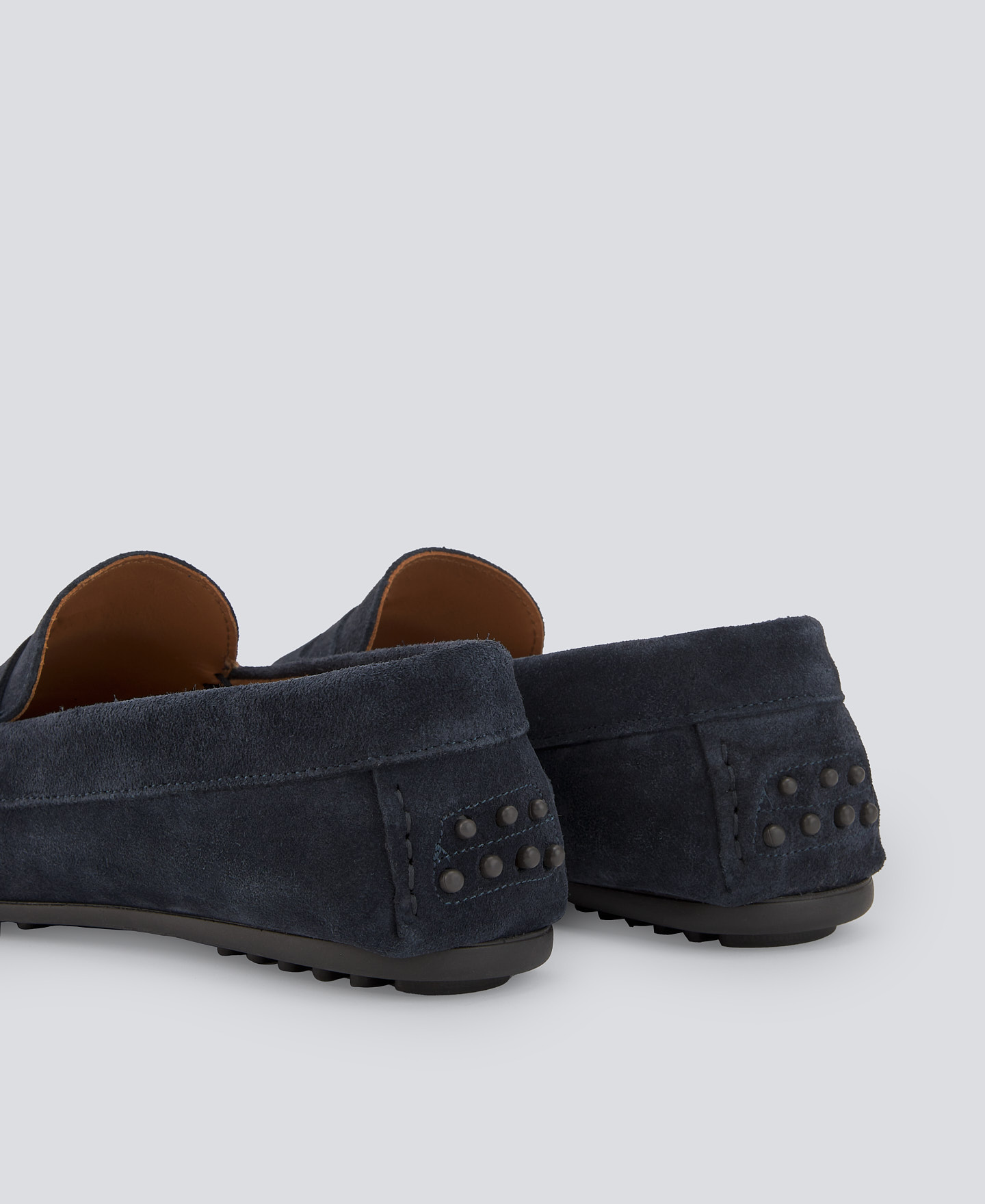 Suede loafers man image number 2