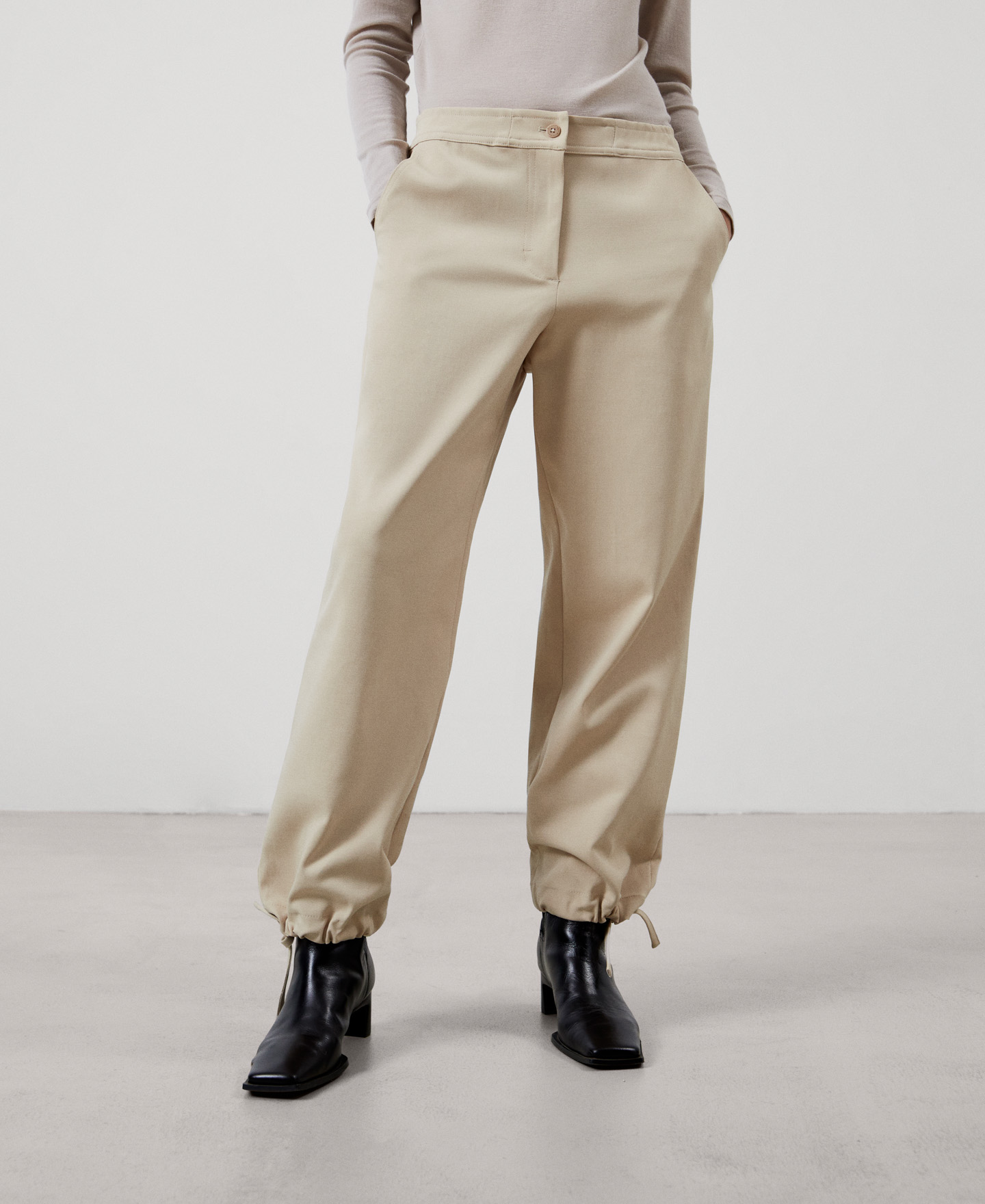 Carrot fit cargo trousers image number 0