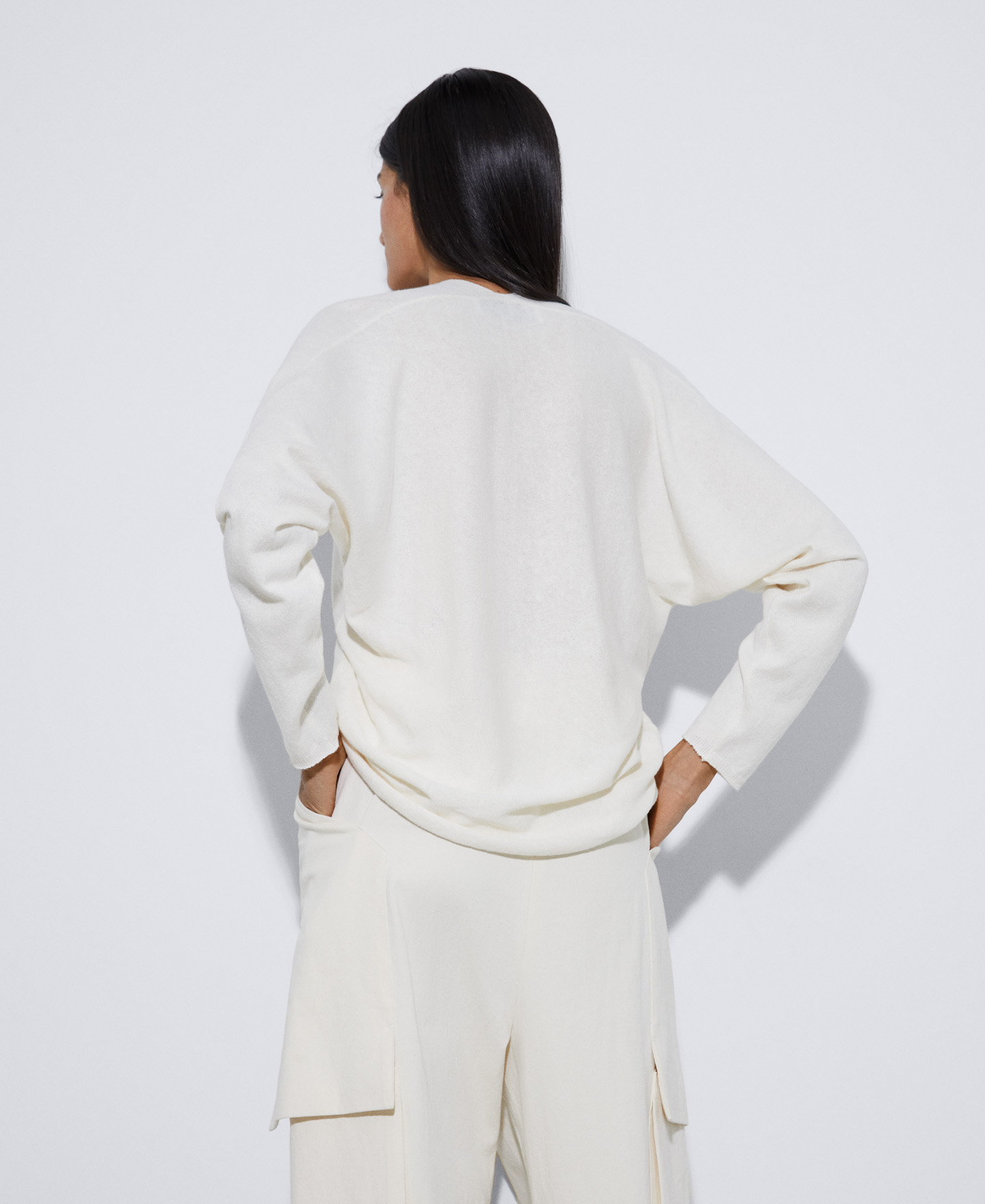 Organic cotton and linen sweater image number 2
