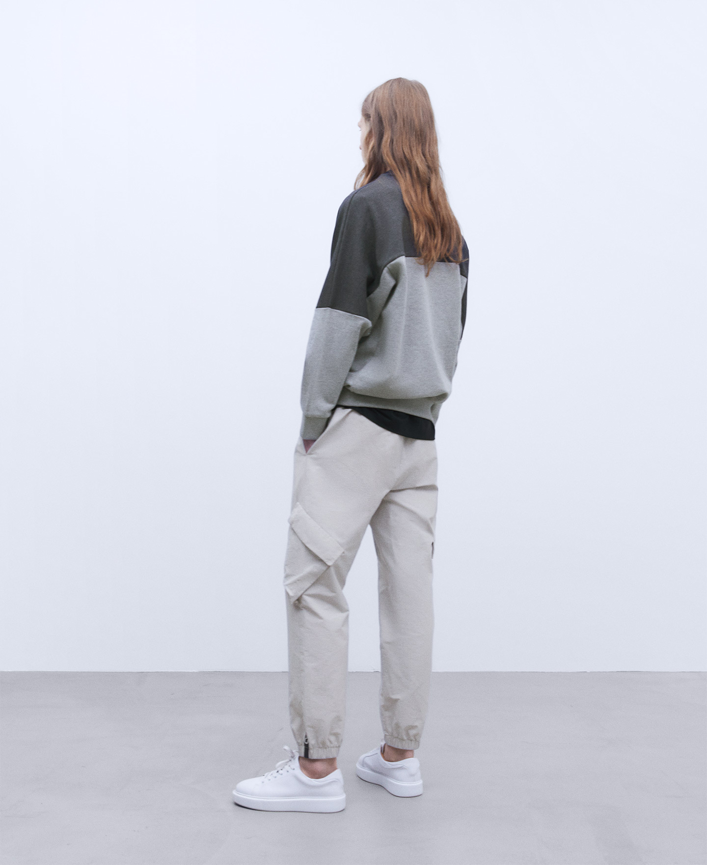 Two-tone cotton oversize sweatshirt image number 2