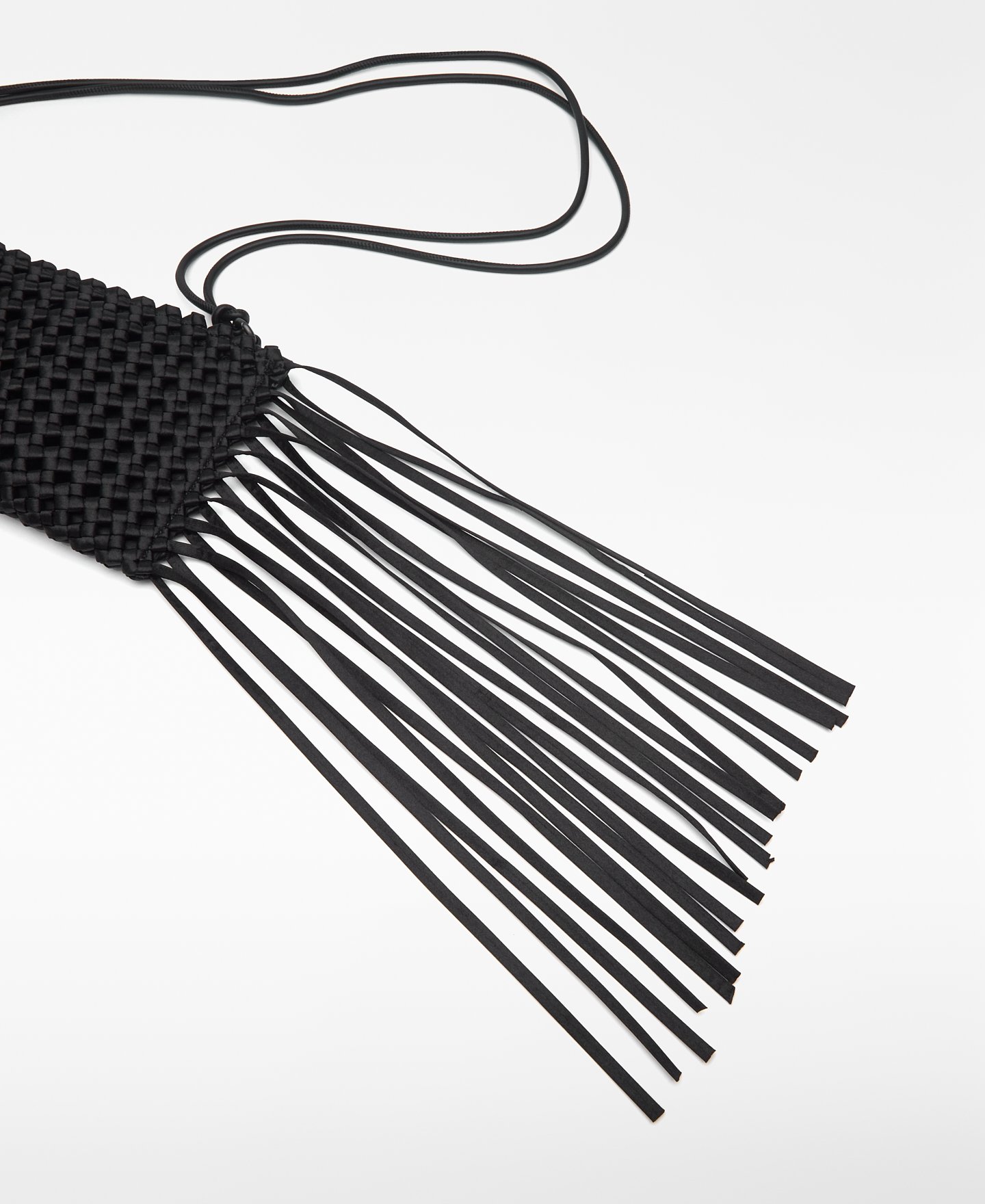 Renacer Lab (10) clutch woman image number 2