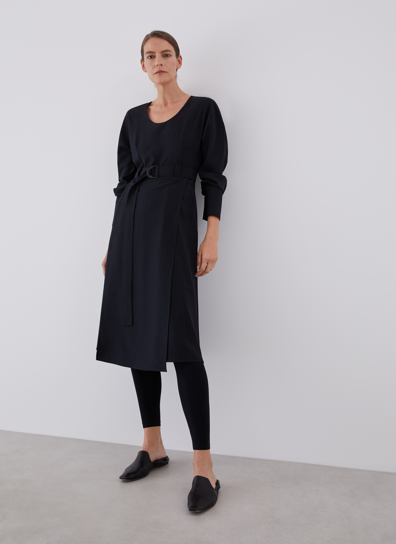 Midi dress with round collar and belt image number 0