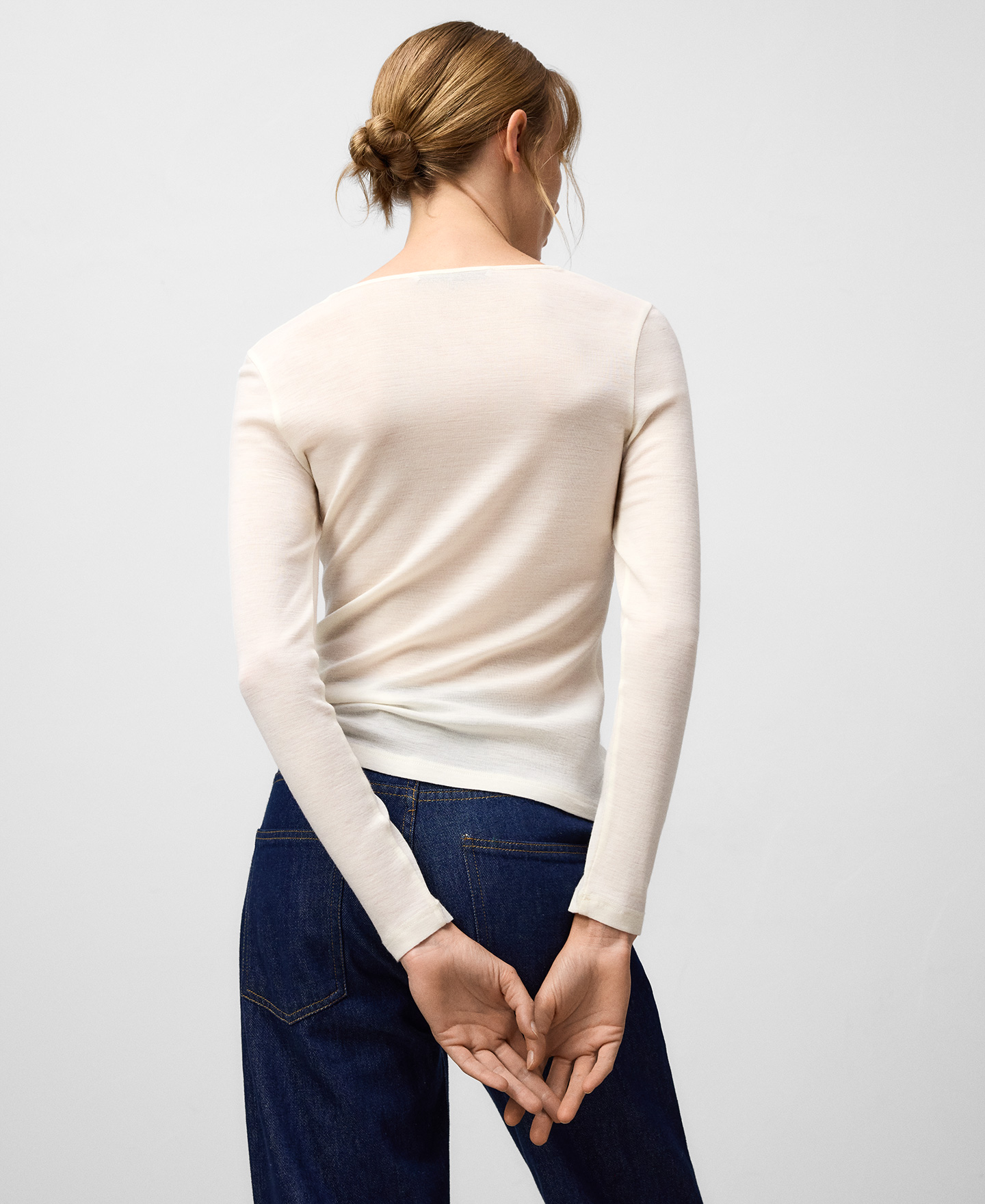 Damen-T-Shirt mit Rundhalsausschnitt aus Merinowolle image number 2