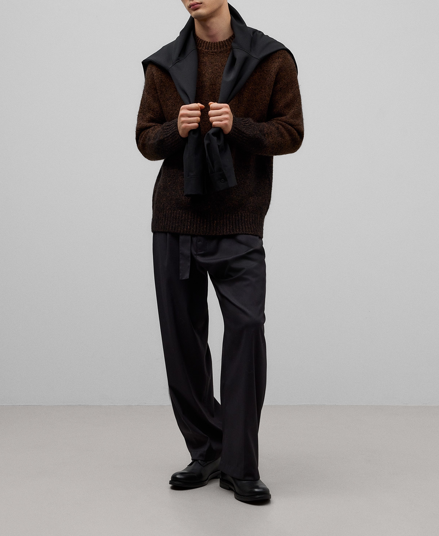 Gradient knit sweater man image number 1