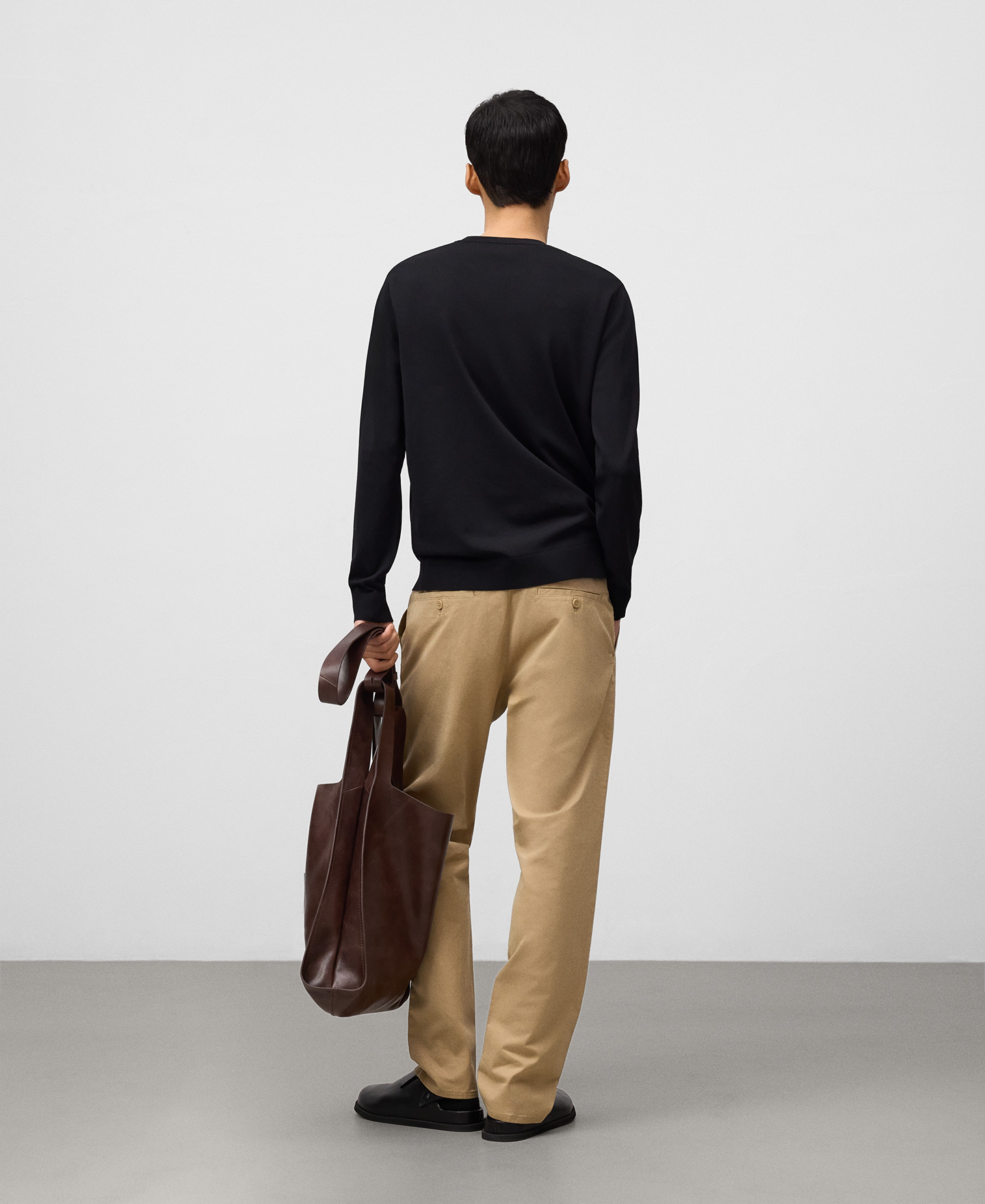 Regular fit chino trousers man image number 2