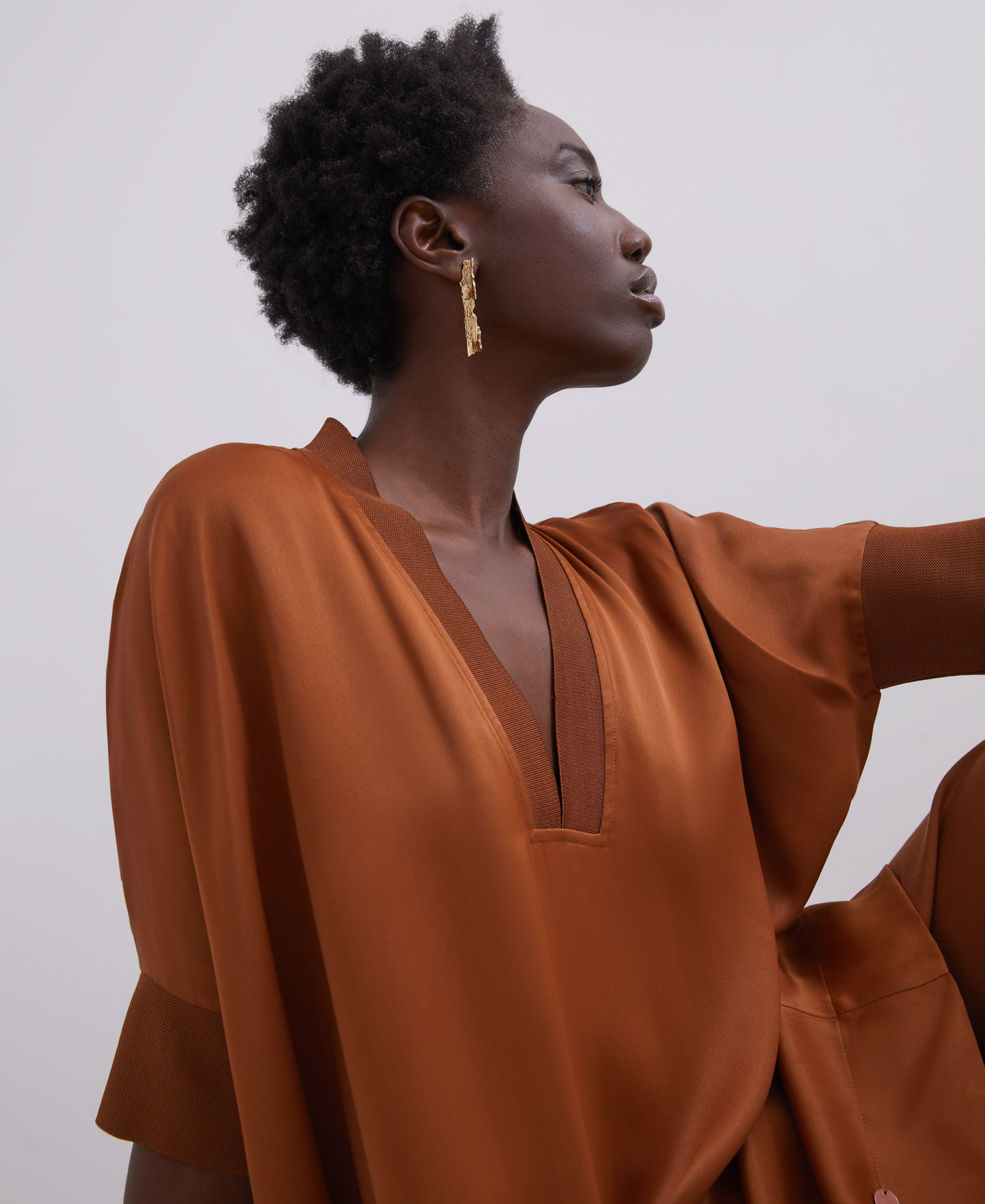 Viscose oversize caramel shirt image number 2