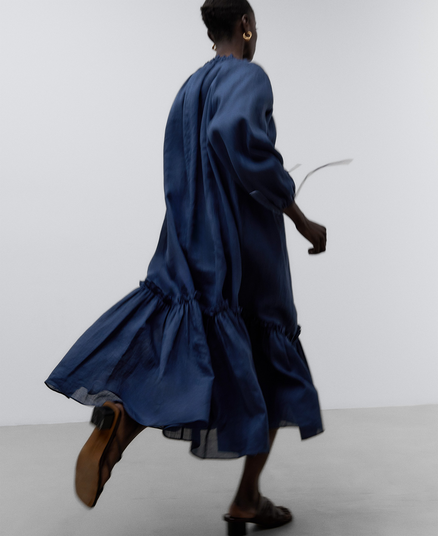 Blue maxi dress woman image number 2