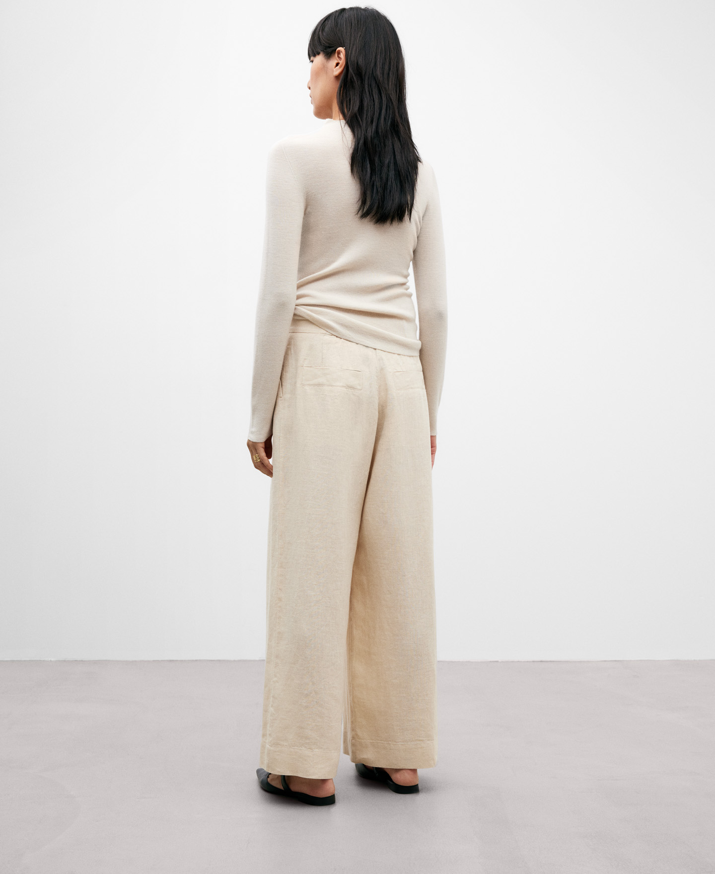 European linen trousers with pleats image number 2