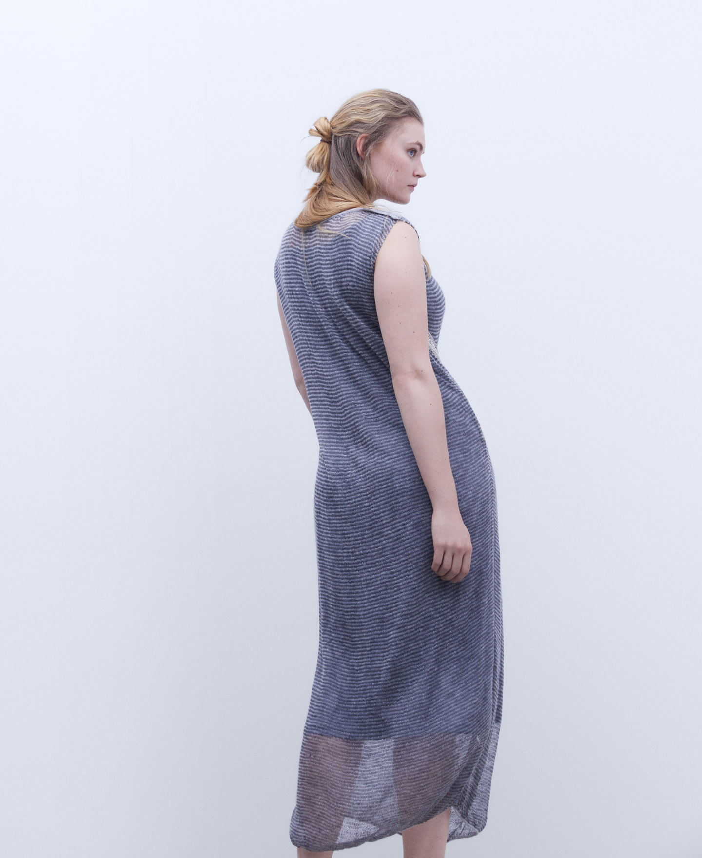 Long dress with jacquard details image number 2