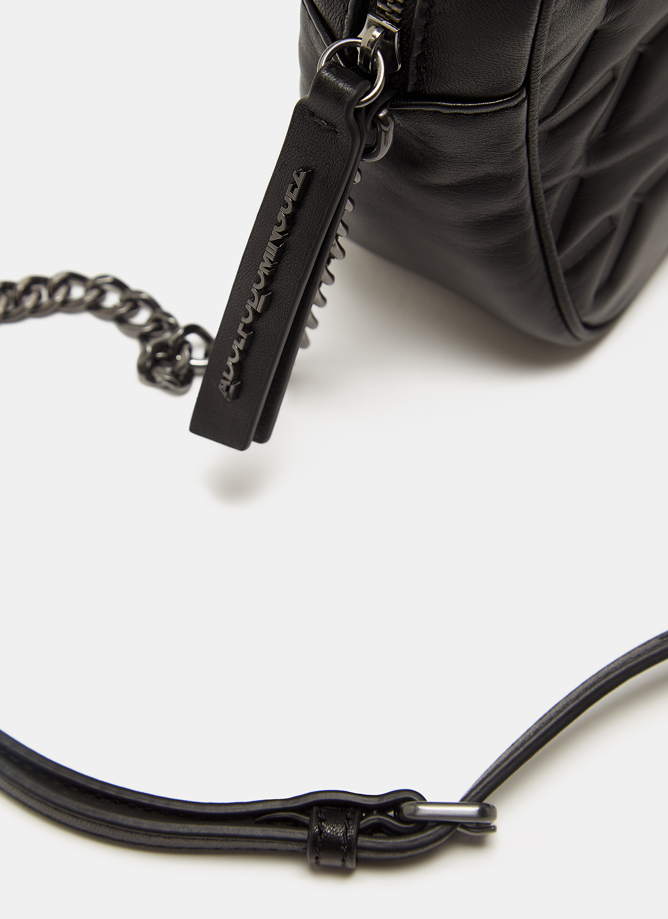 Quilted leather crossbody bag image number 3