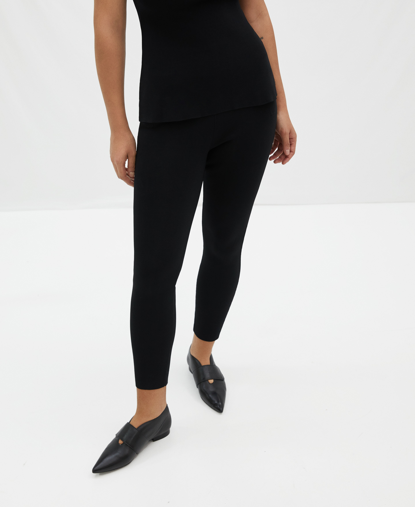 Slim fit joggers in viscose image number 0