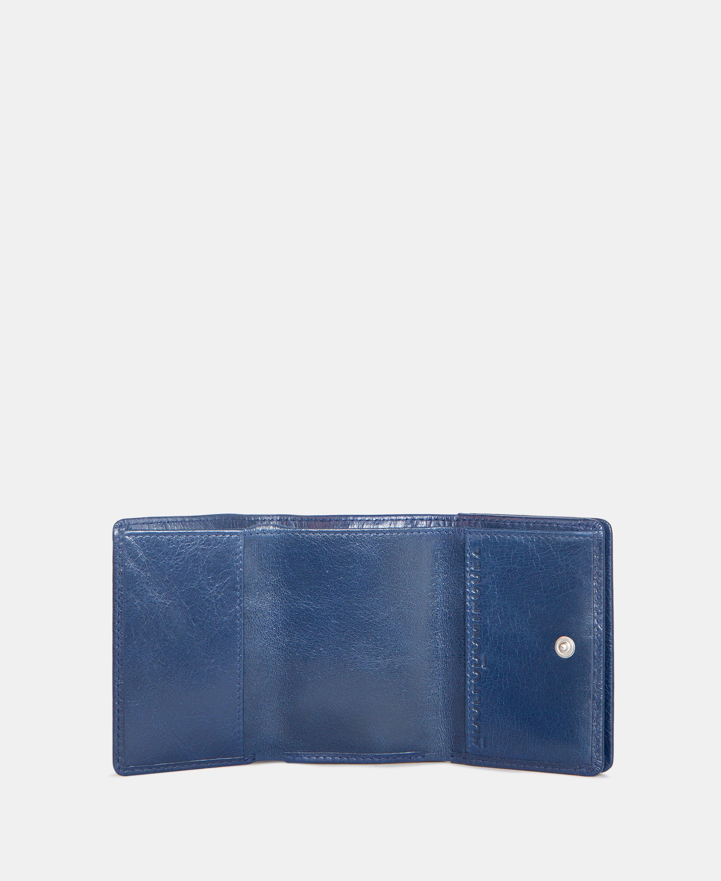 Semi-gloss leather wallet responsible image number 1