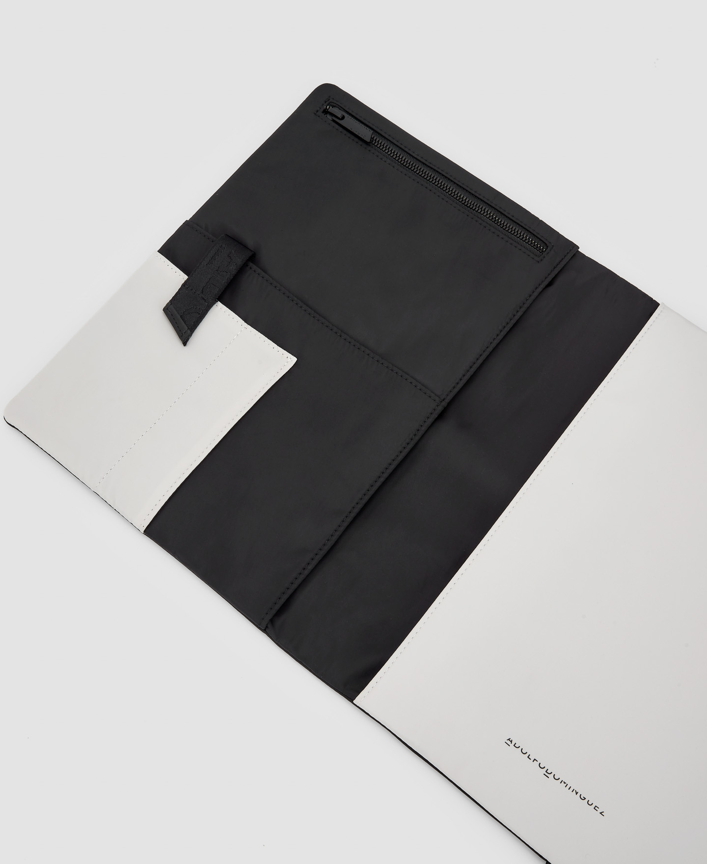 Laptop sleeve and mobile phone holder image number 1