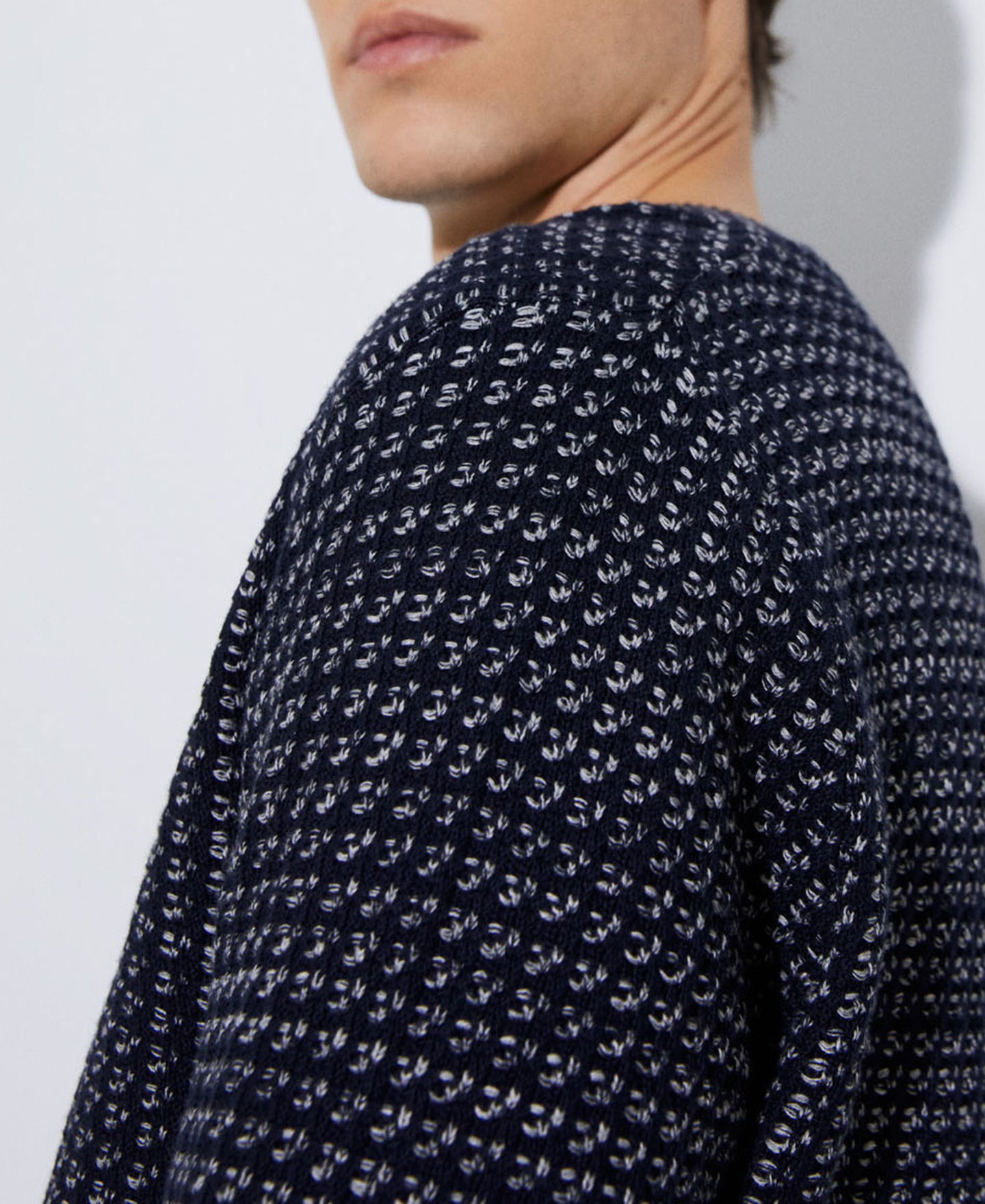 Cotton blend knit sweater image number 3
