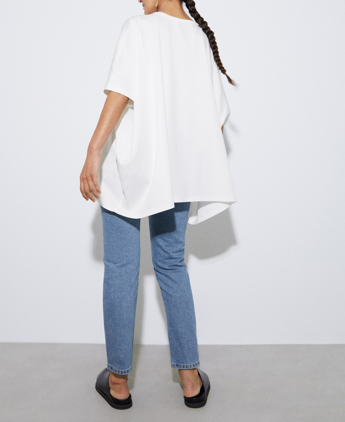 Oversize T-shirt in organic cotton image number 2