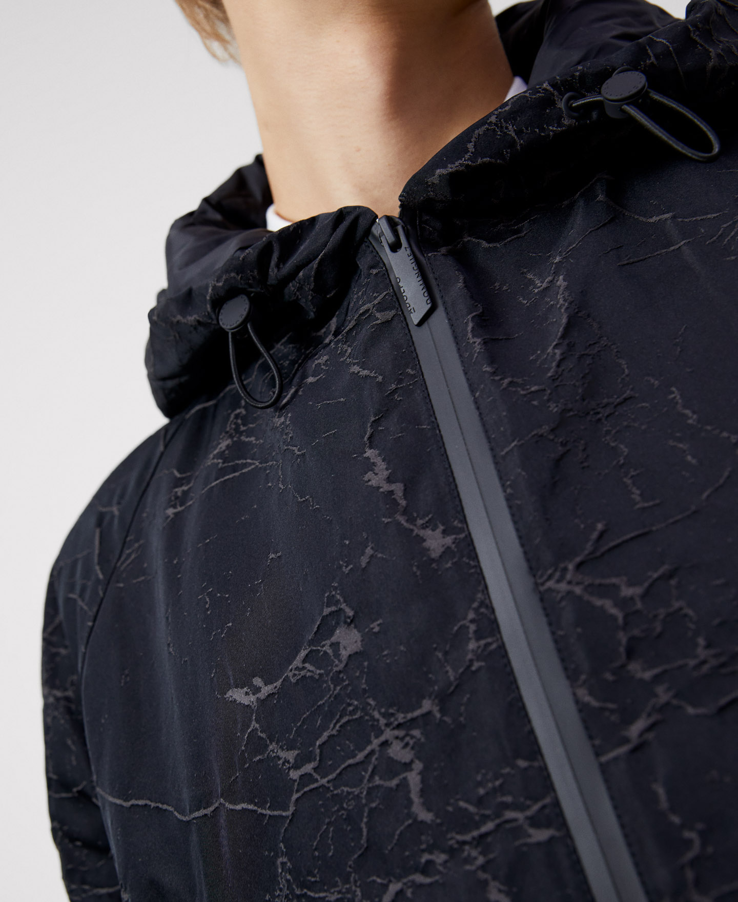 Crackle print parka image number 3