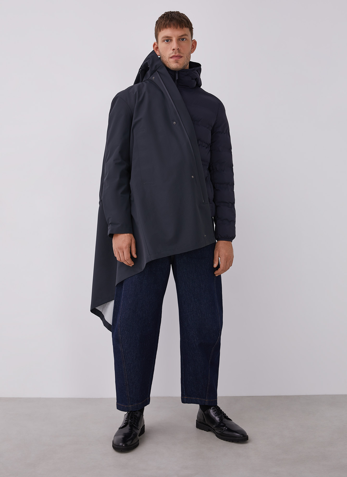 Reversible short parka with hood image number 0