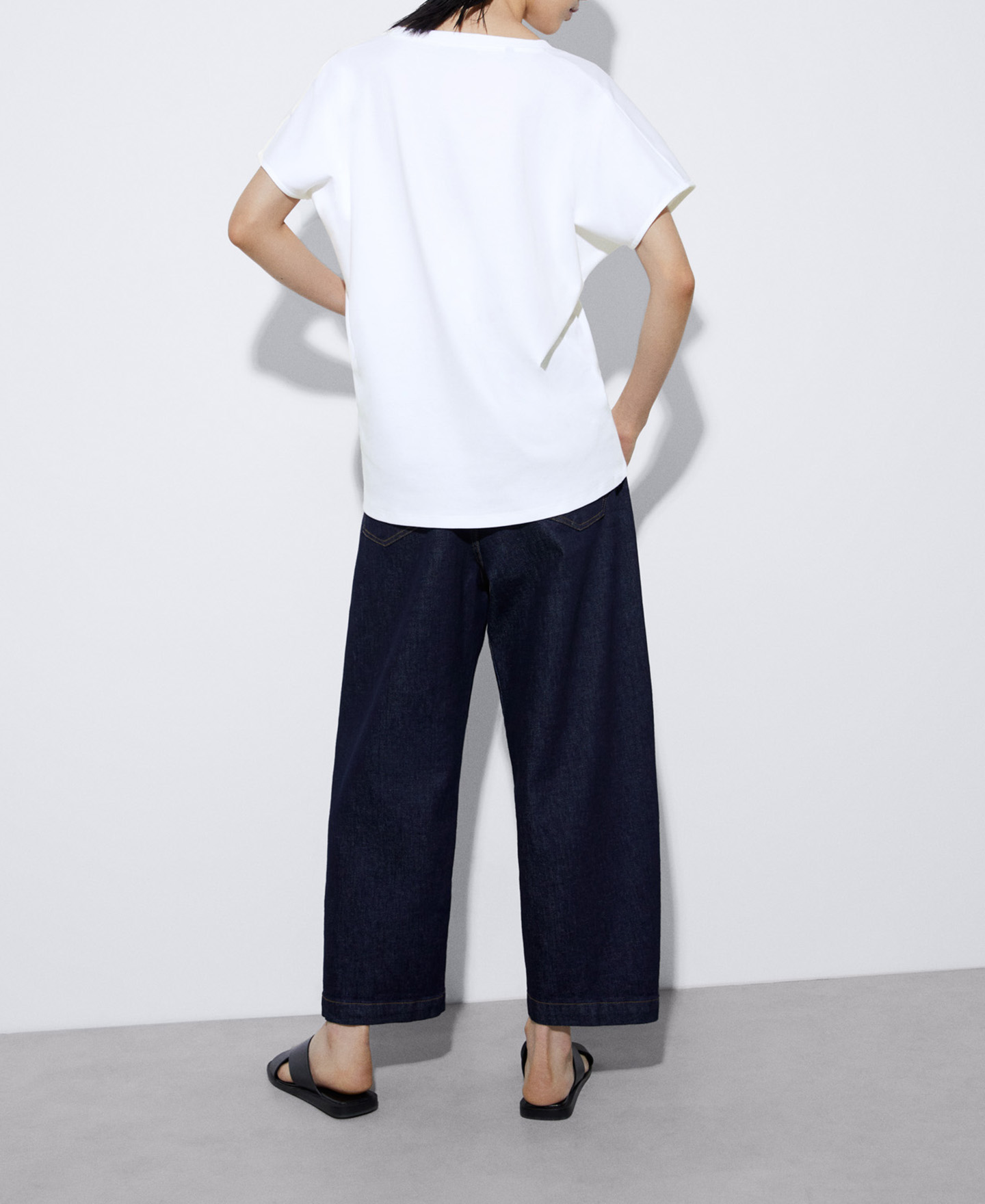 Responsible cotton t-shirt image number 2