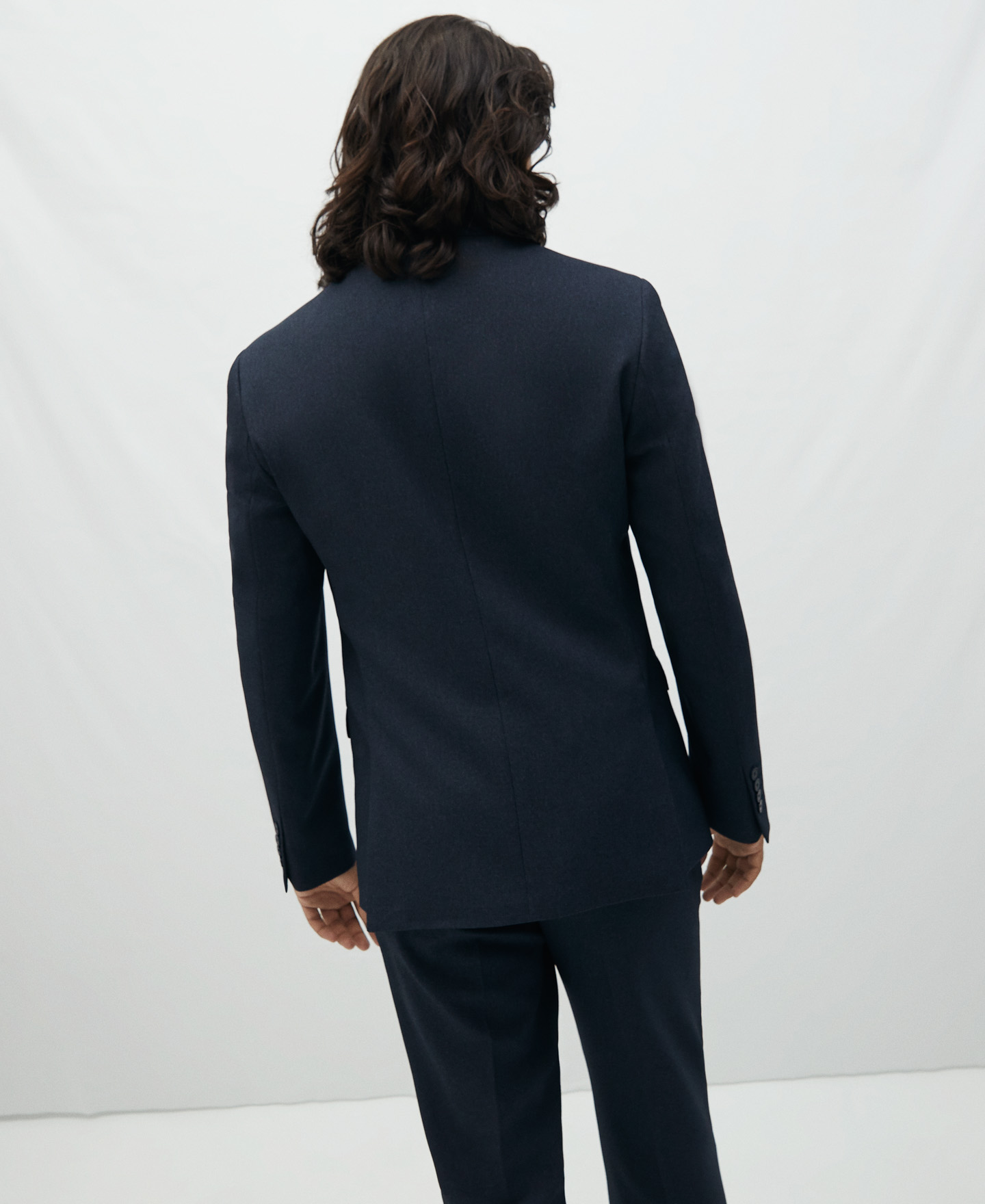 Two button tailored suit image number 2