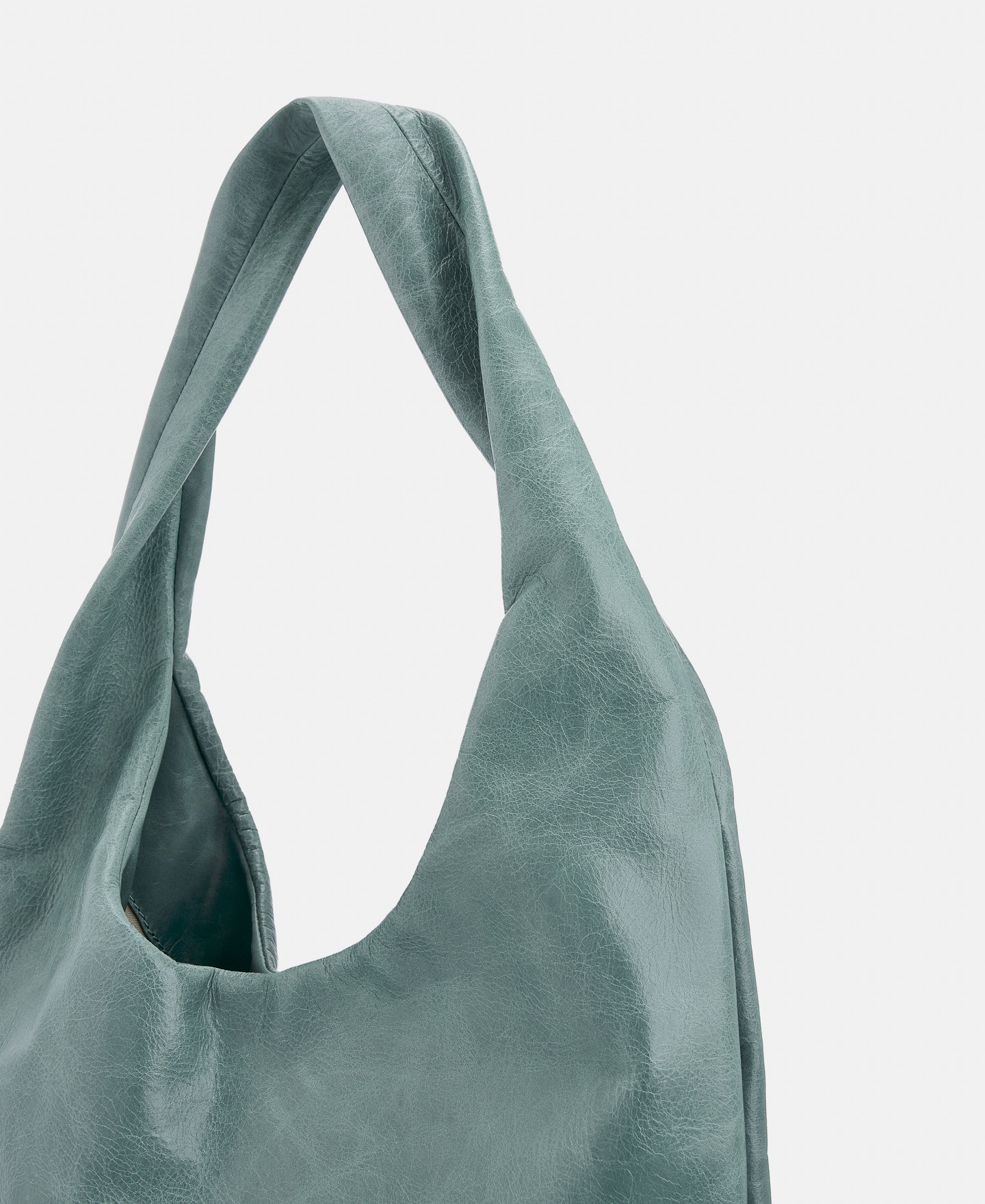 Semi-gloss crackled leather long bag image number 3