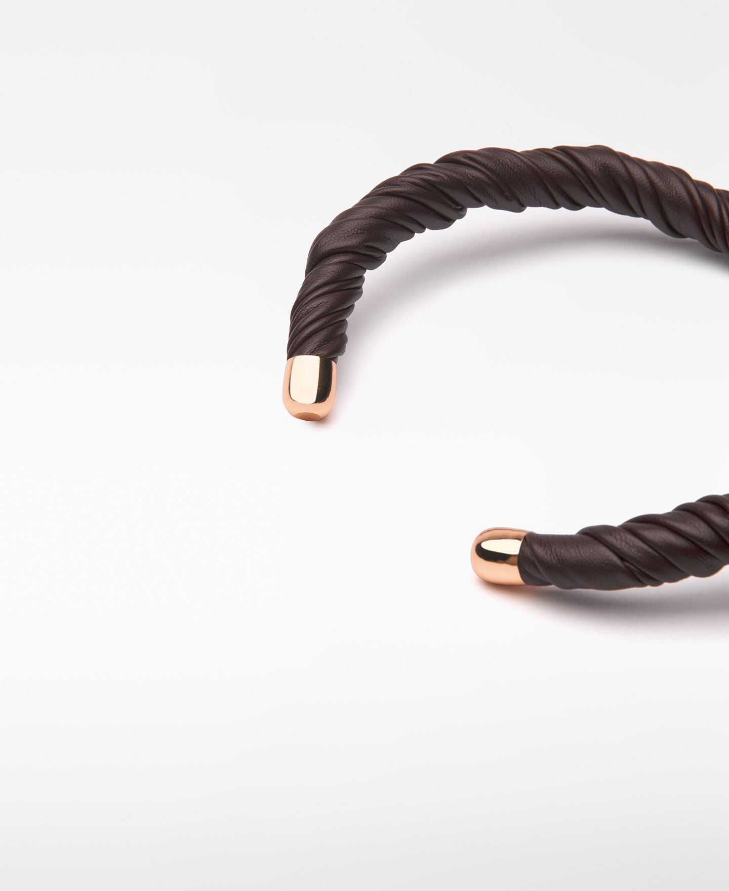 Leather-Non-Leather rigid choker woman image number 2