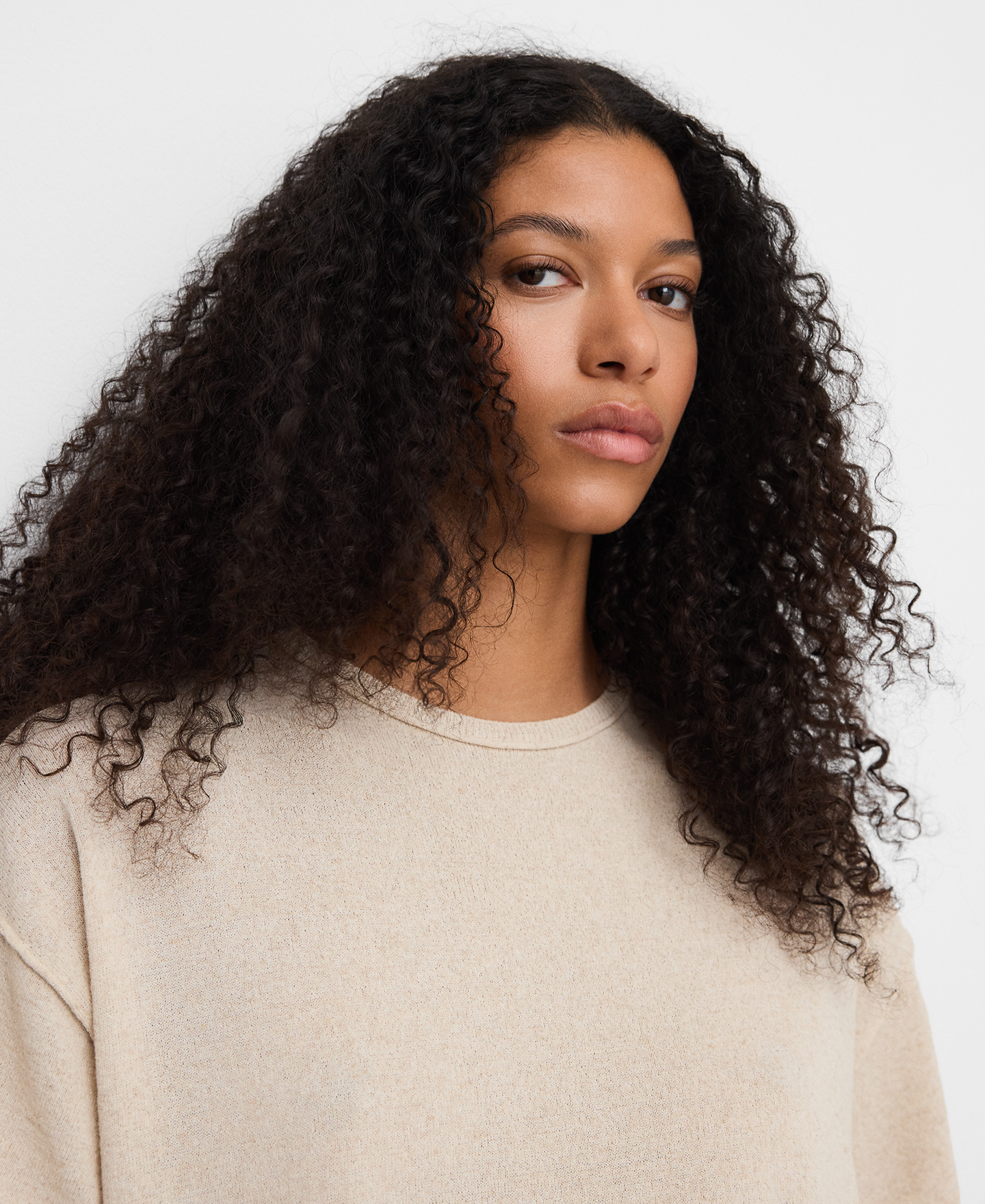 Short sleeve knit sweater image number 3